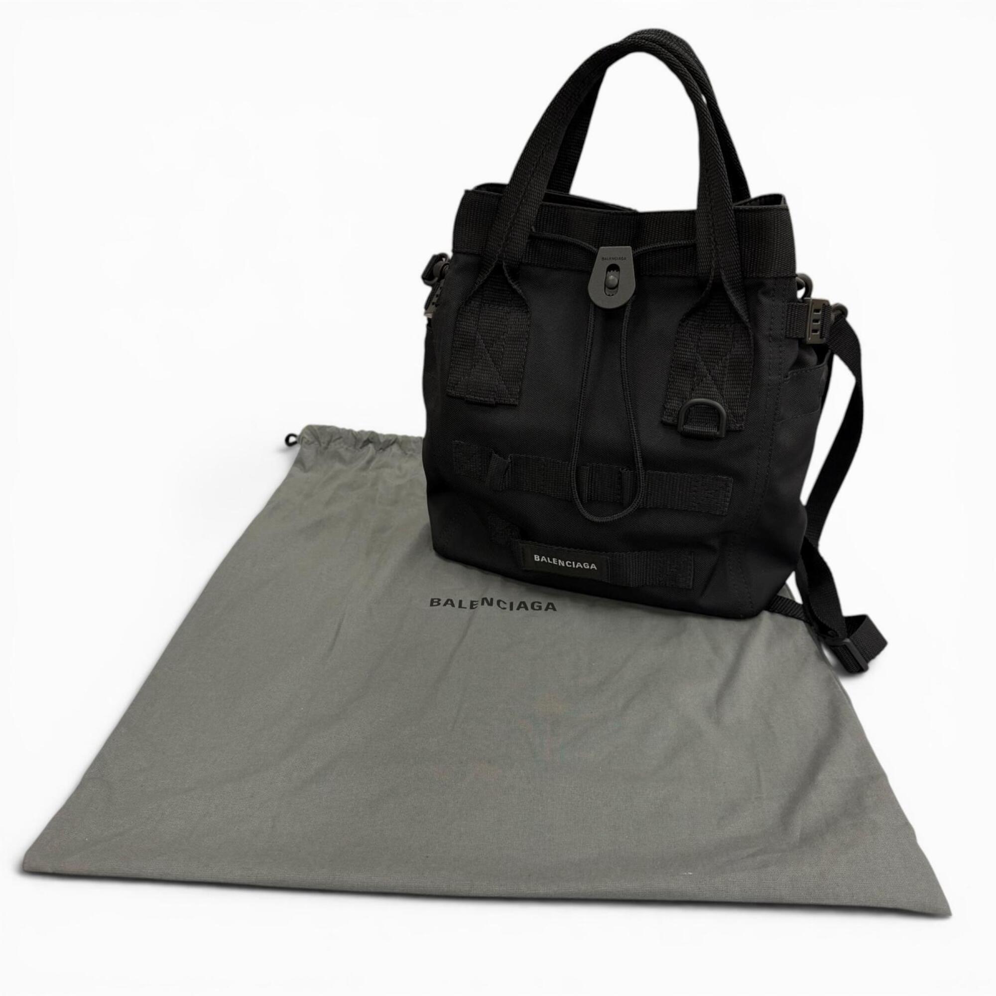 Balenciaga Black Nylon Tote Bag (Pre-Owned)