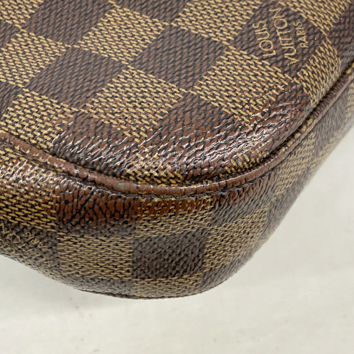 Louis Vuitton Ebene Shoulder Bag (Pre-Owned)