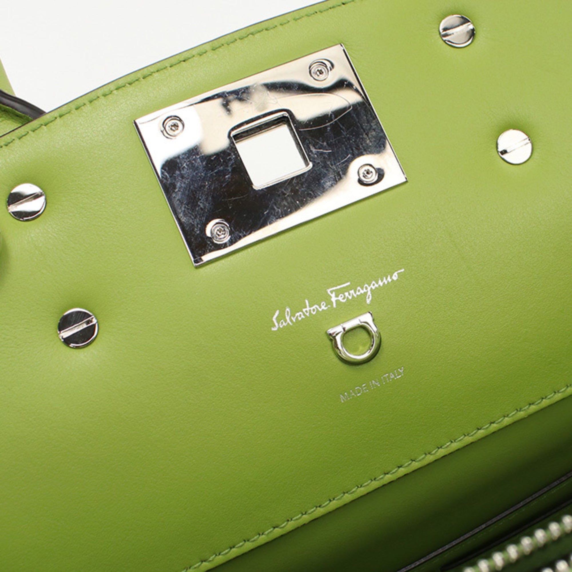 Salvatore Ferragamo Green Leather Tote Bag (Pre-Owned)