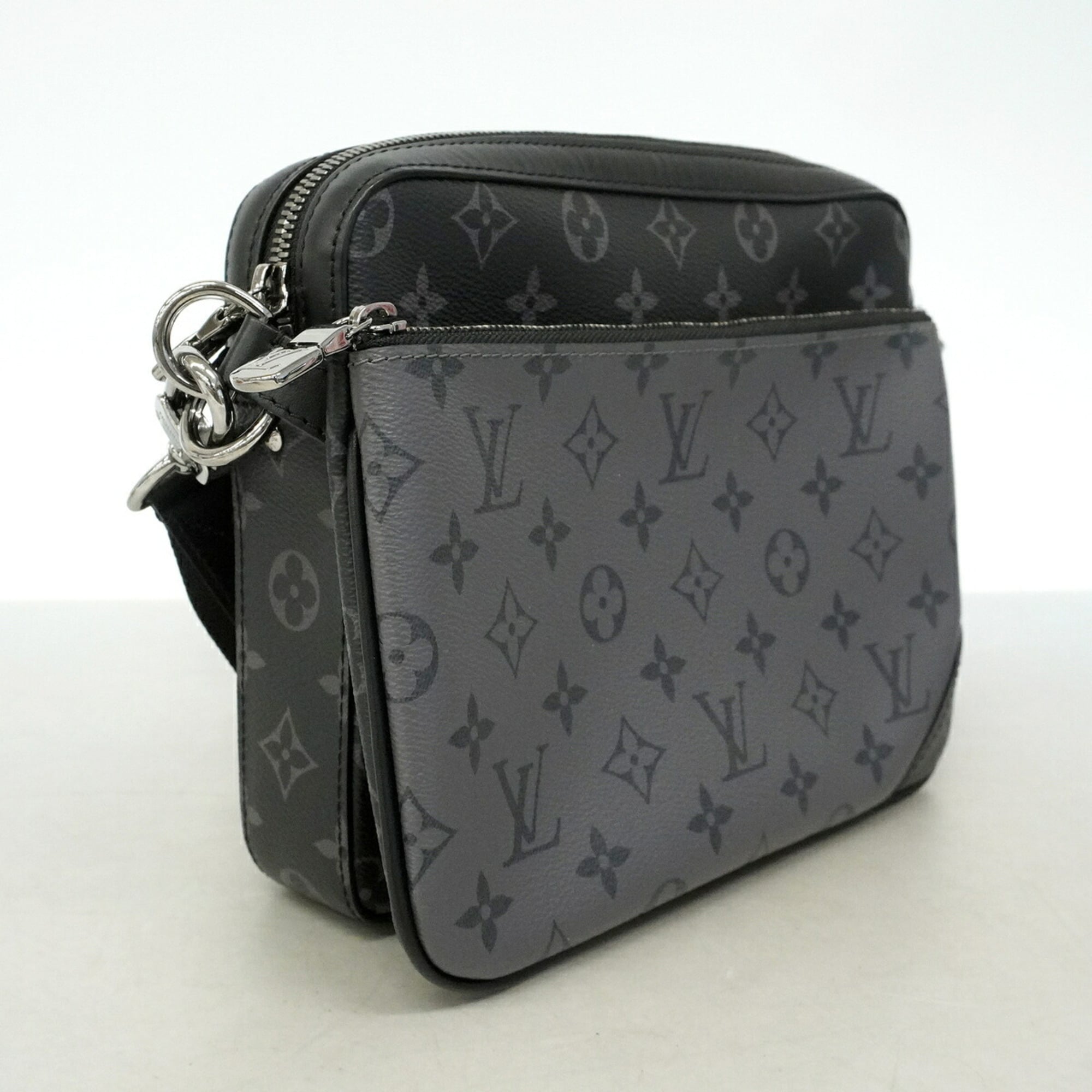 Louis Vuitton Black Gray Shoulder Bag (Pre-Owned)
