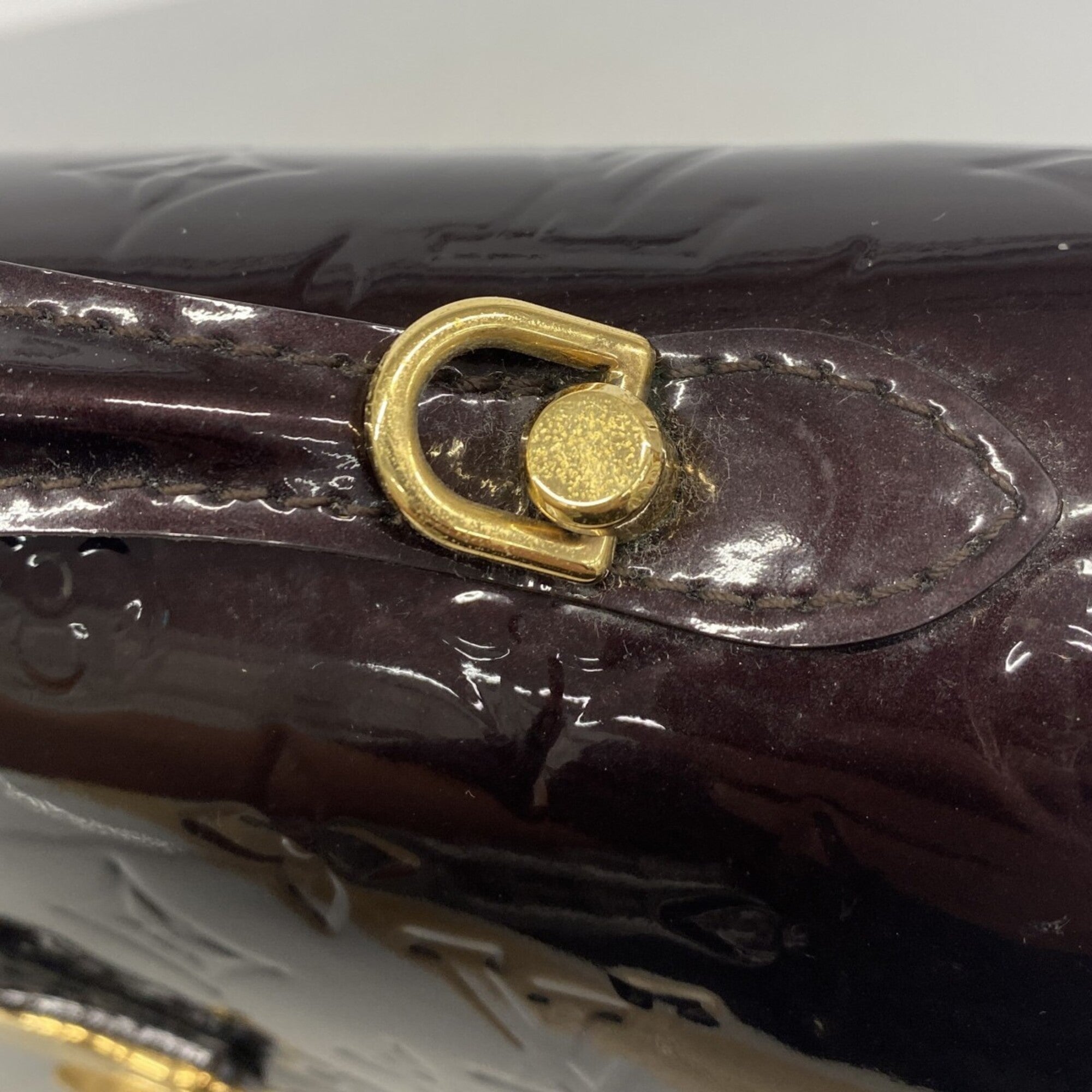 Louis Vuitton Amarante Handbag (Pre-Owned)