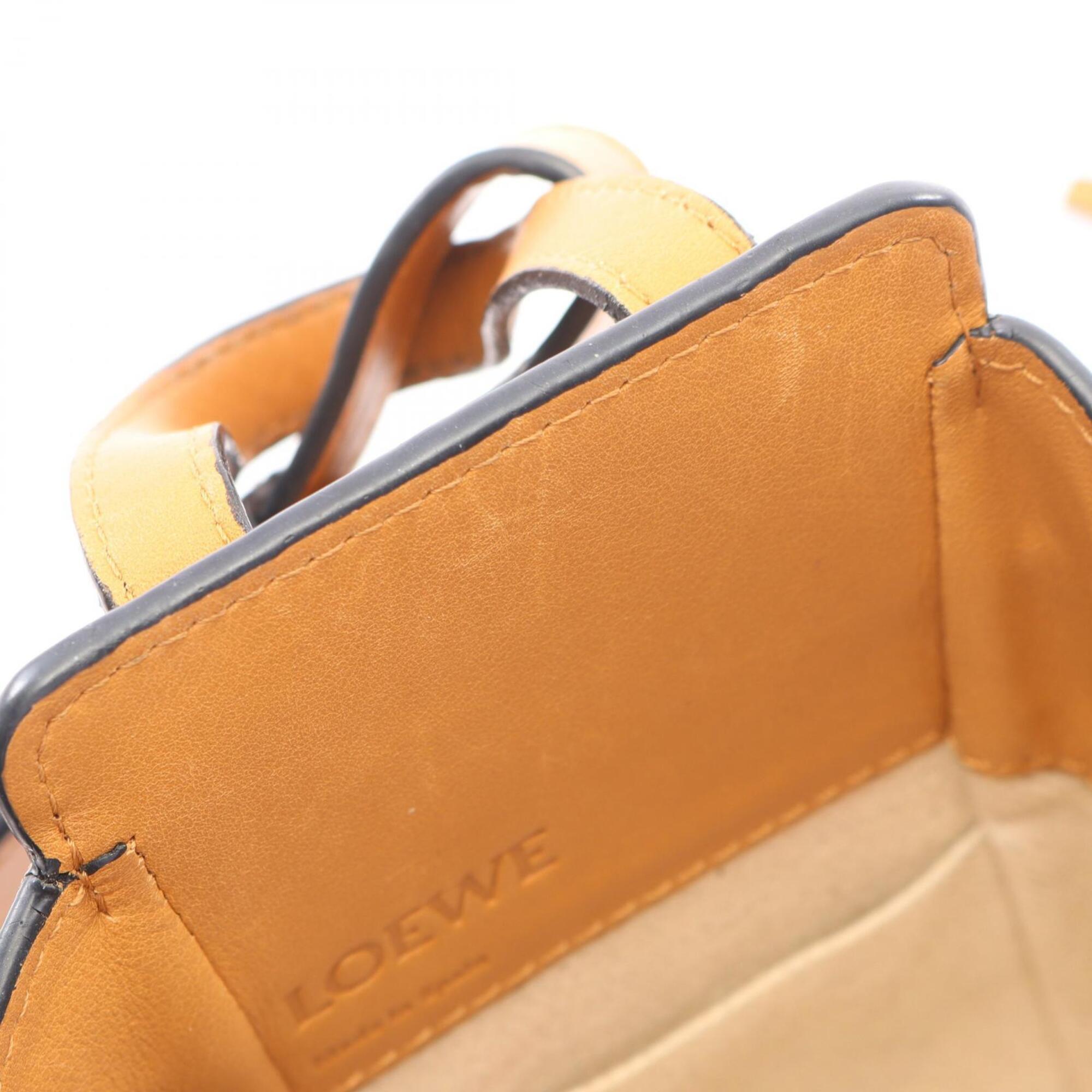 Loewe Brown Leather Handbag (Pre-Owned)