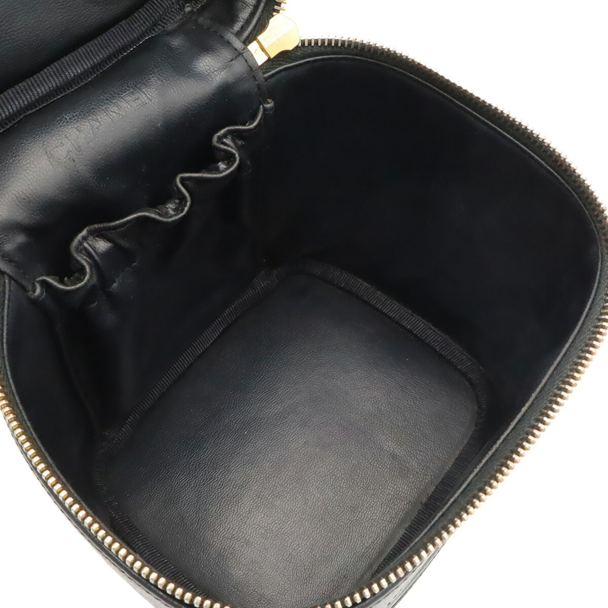 Chanel Black White Grained Calfskin Handbag Pouch Vanity Bag (Pre-Owned)
