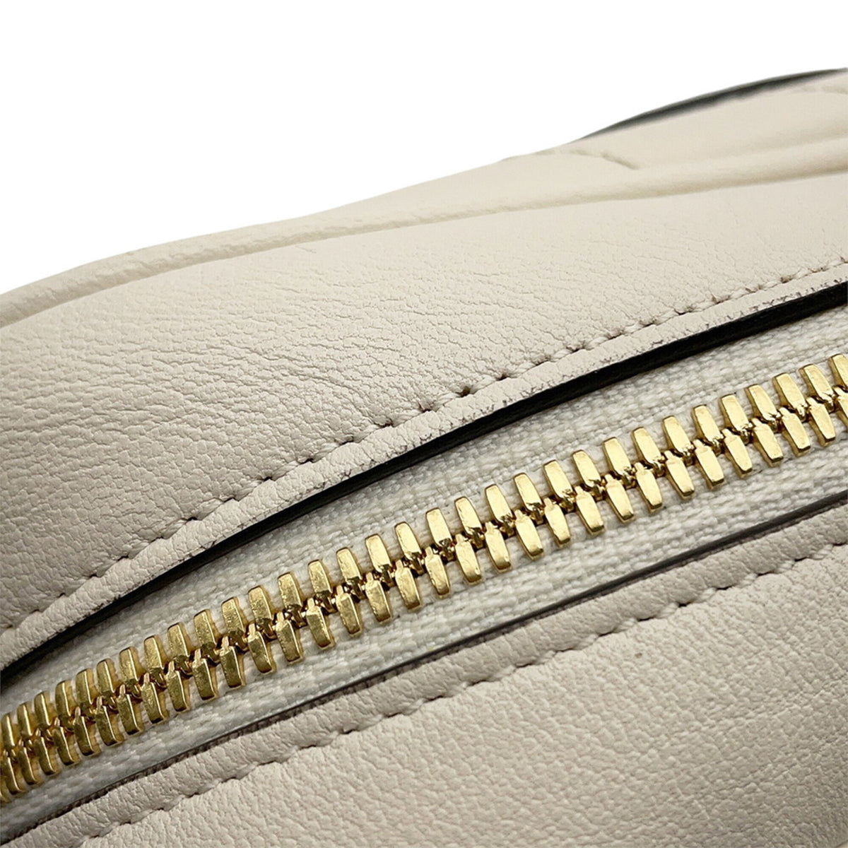 Gucci Ivory Leather Handbag Shoulder Bag (Pre-Owned)