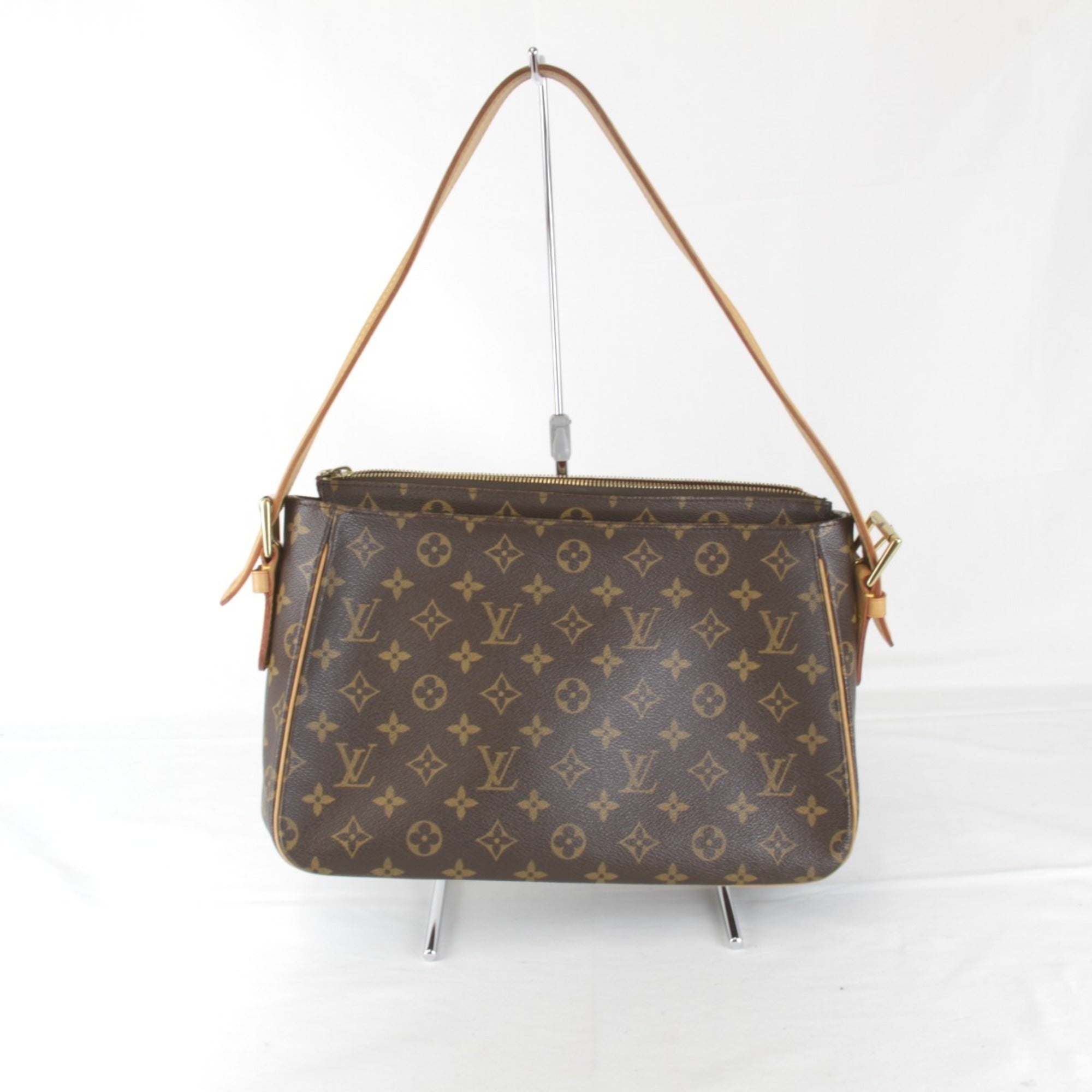 Louis Vuitton Monogram Brown Monogram Shoulder Bag (Pre-Owned)