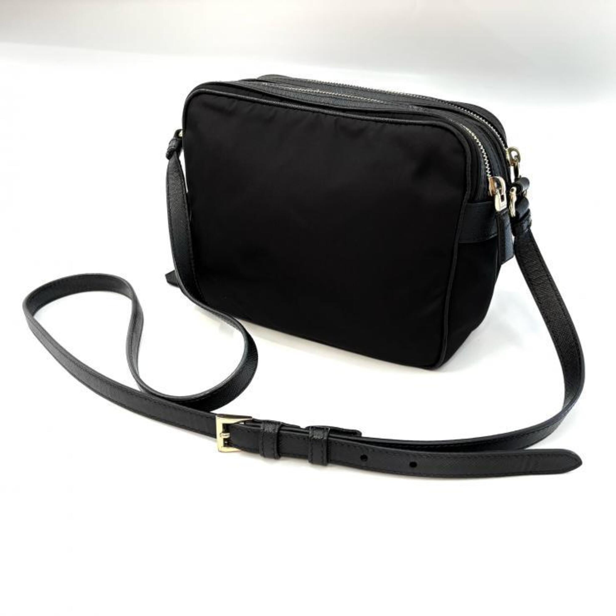 Prada Black Nylon Shoulder Bag (Pre-Owned)