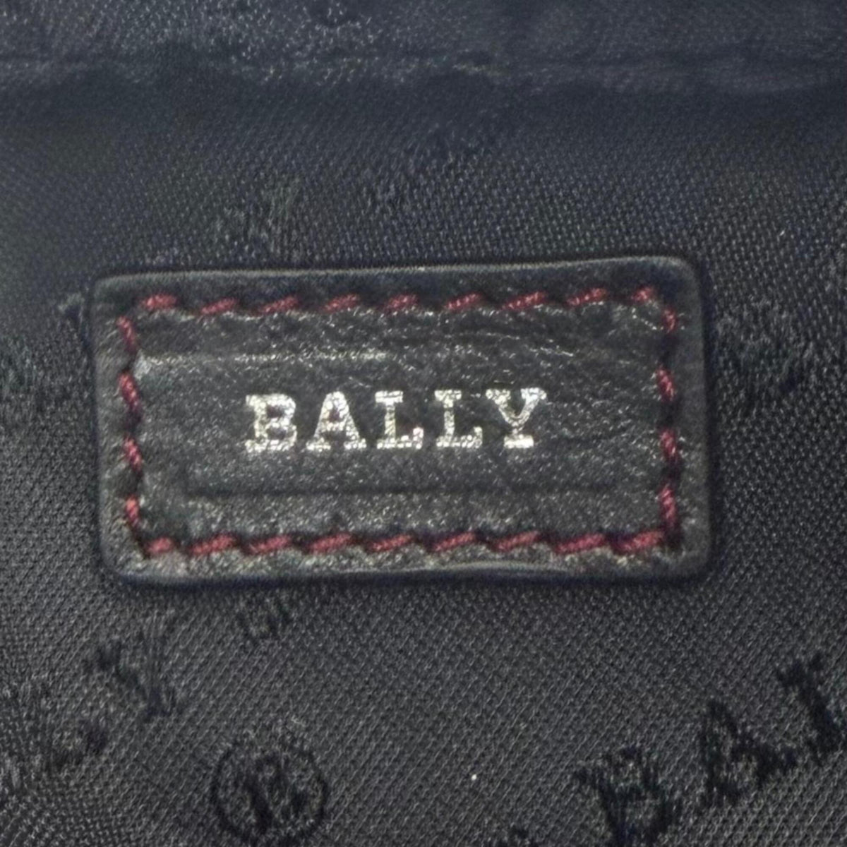 Bally Black Leather Crossbody Bag Shoulder Bag (Pre-Owned)