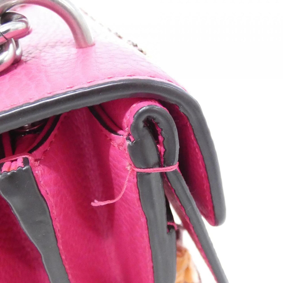 Gucci Pink Leather Shoulder Bag (Pre-Owned)