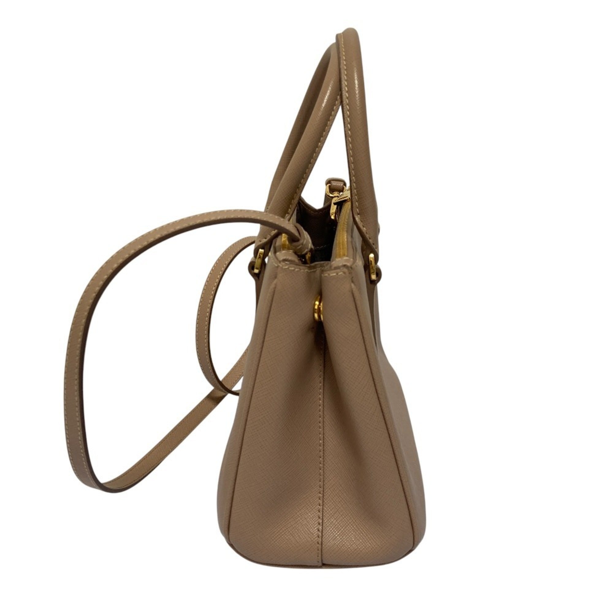 Prada Light Pink Leather Shoulder Bag (Pre-Owned)