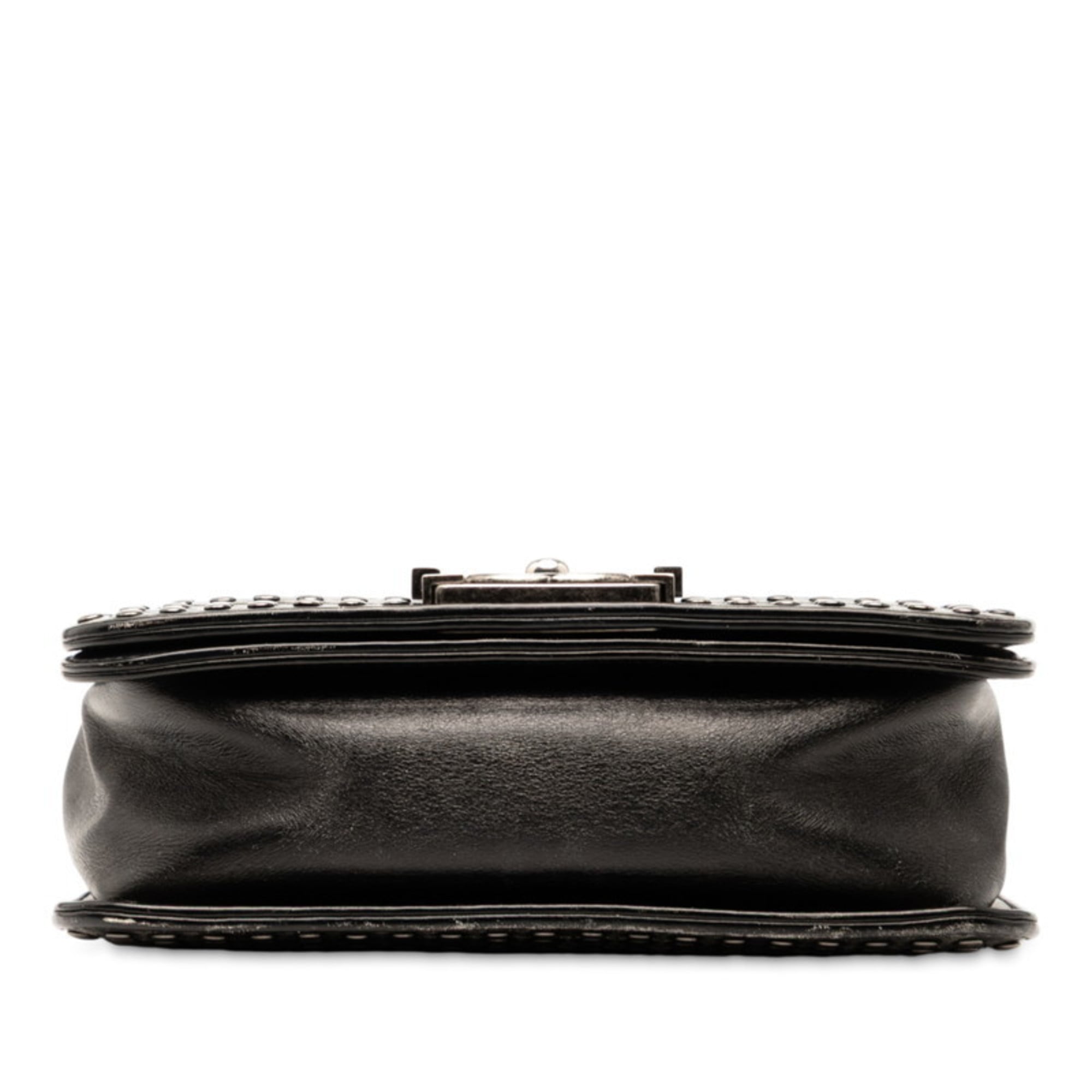 Chanel Black Leather Shoulder Bag (Pre-Owned)