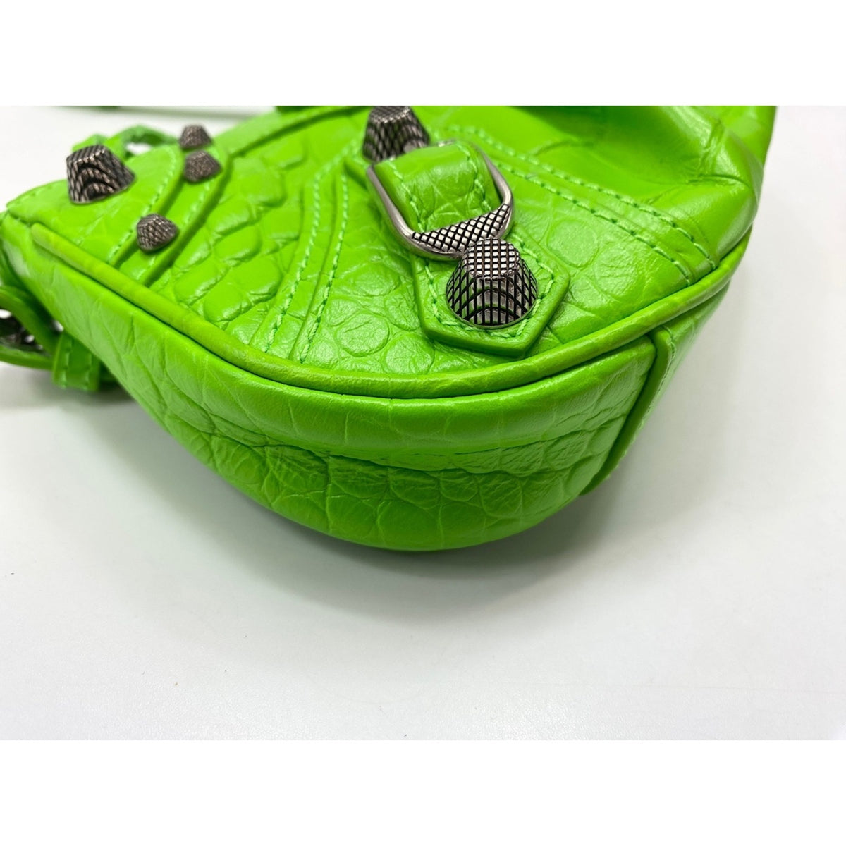 Balenciaga Green Shoulder Bag (Pre-Owned)