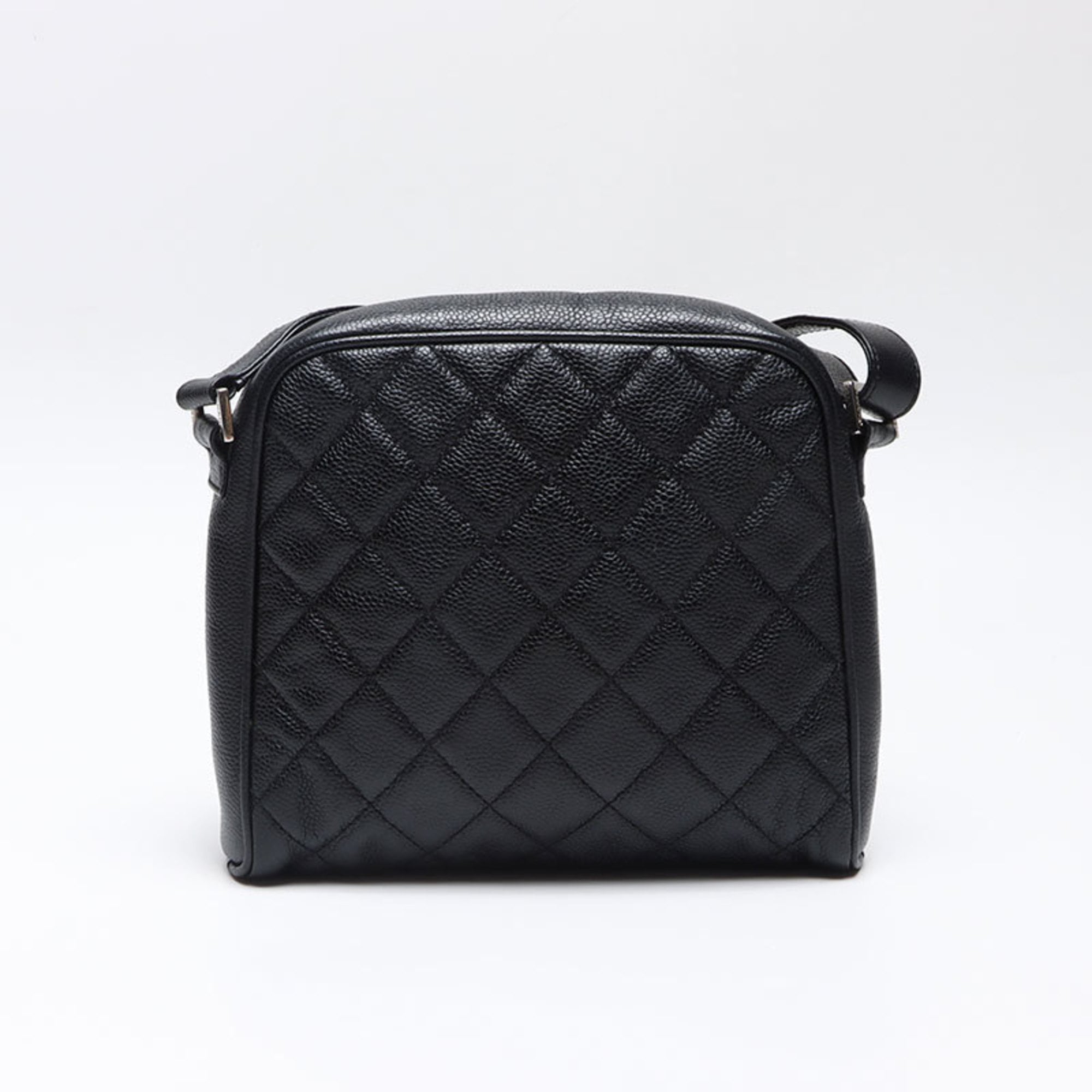 Chanel Black Shoulder Bag (Pre-Owned)