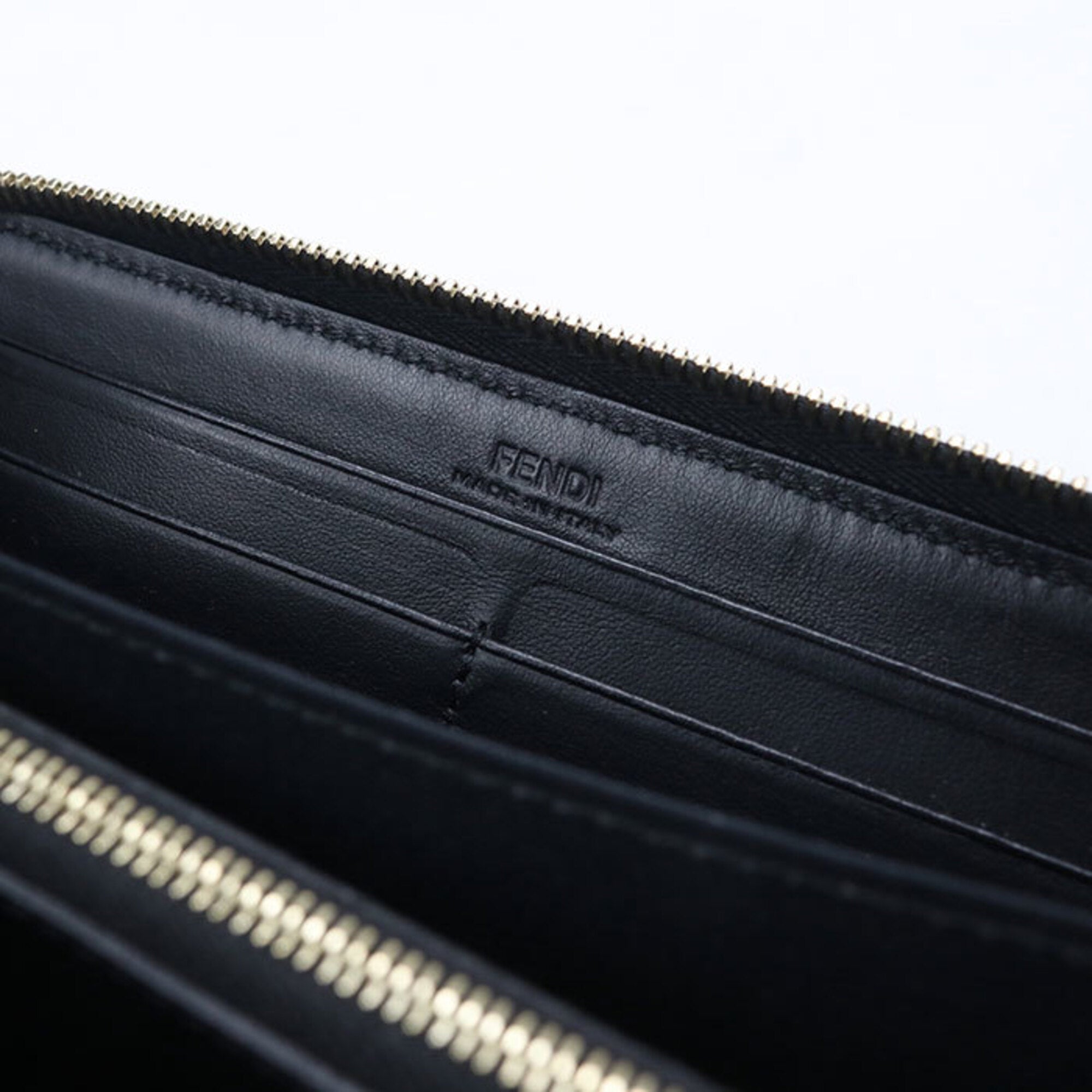 Fendi Black Leather Long Wallet (Bi-Fold) (Pre-Owned)