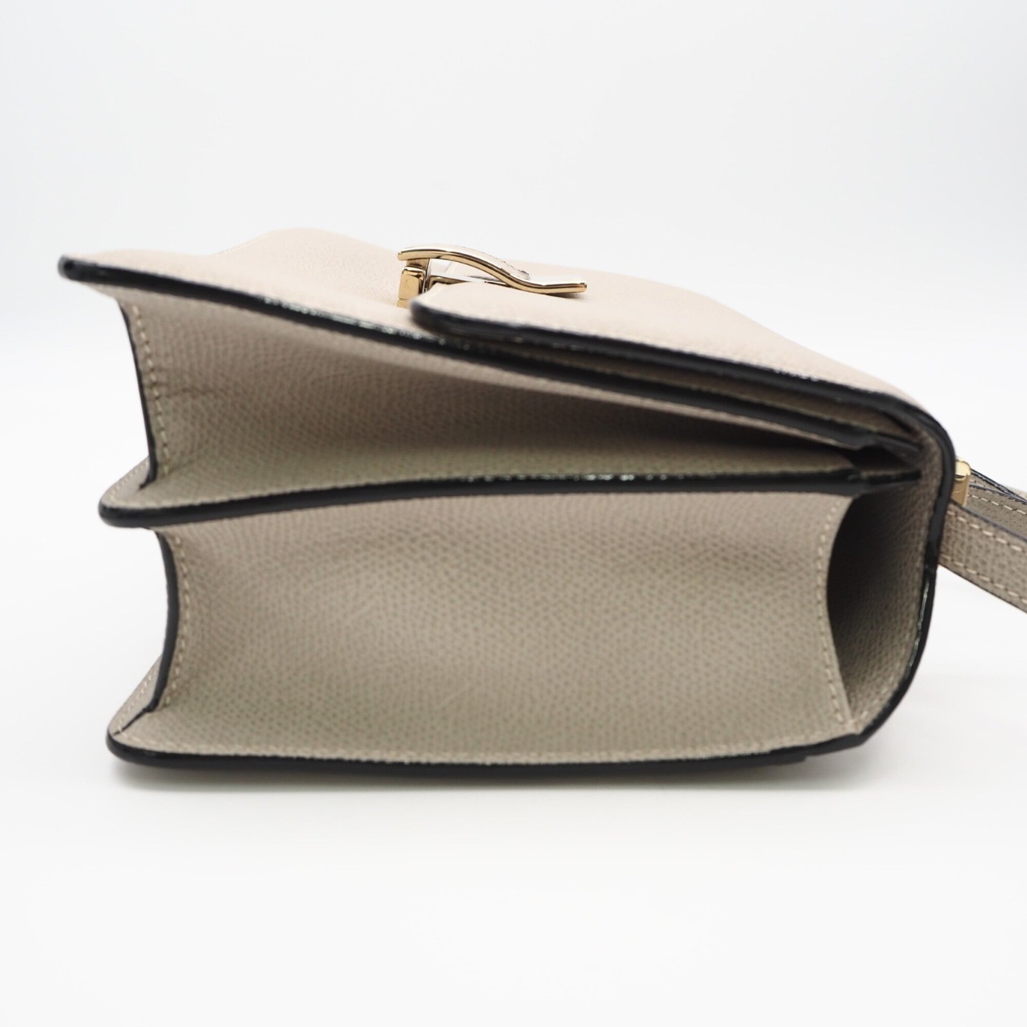 Valextra Beige Leather Shoulder Bag (Pre-Owned)