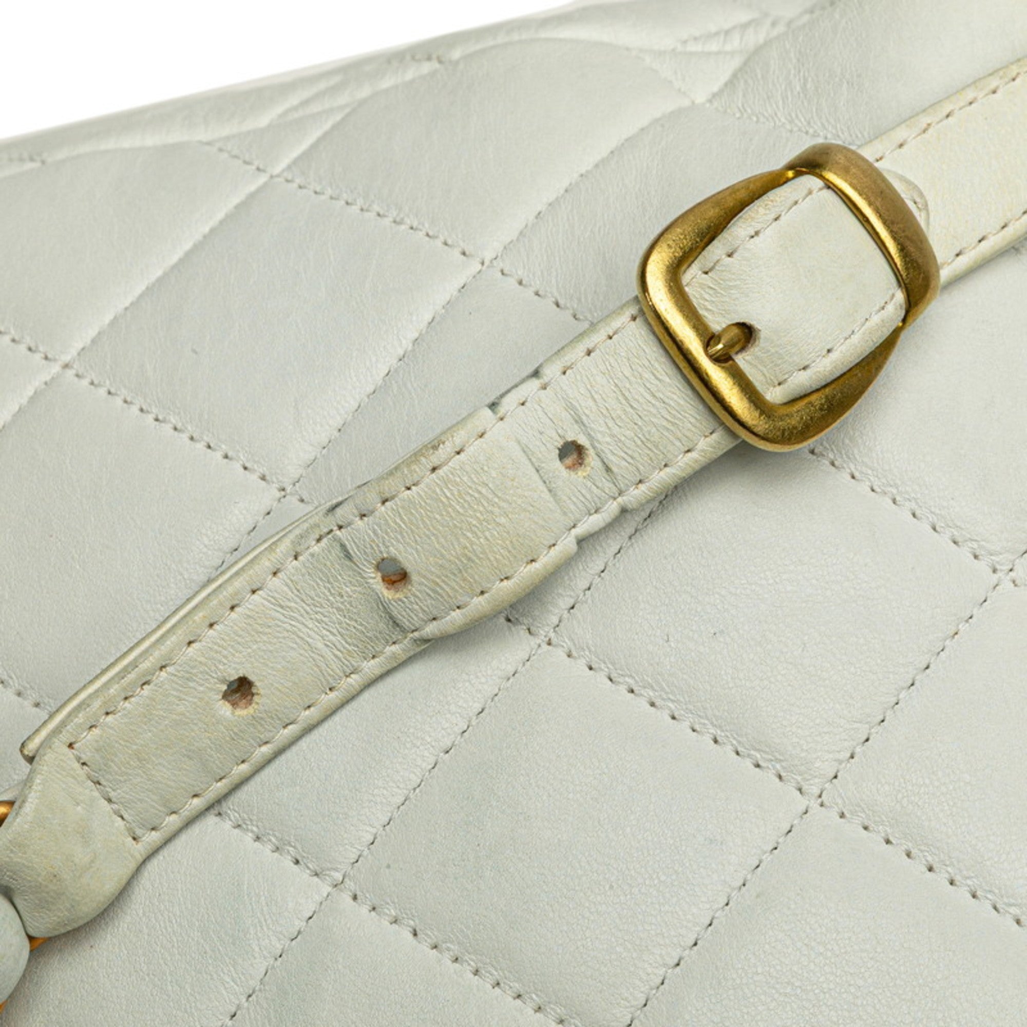 Chanel White Leather Backpack (Pre-Owned)