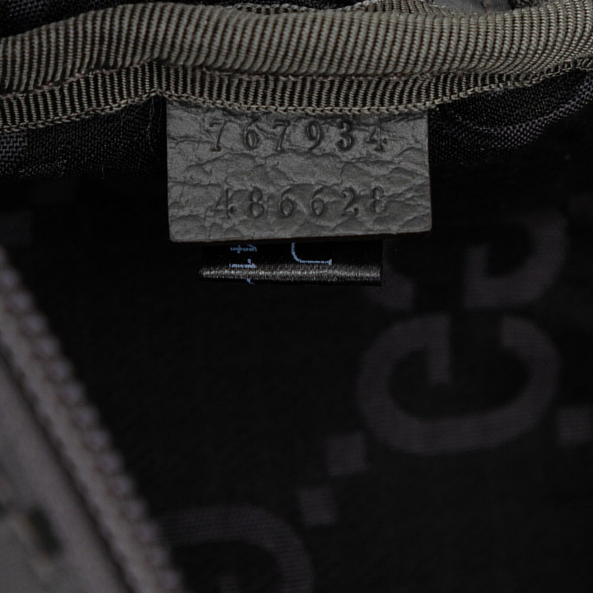 Gucci Gray Nylon Leather Fanny Pack (Pre-Owned)