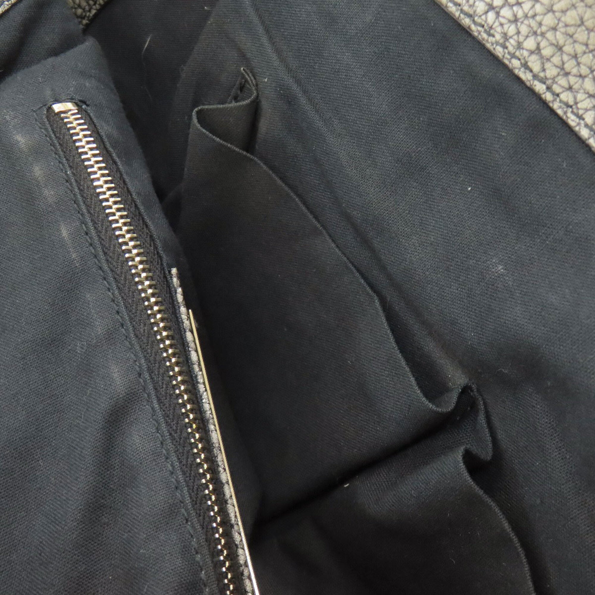 Balenciaga Gray Leather Handbag (Pre-Owned)