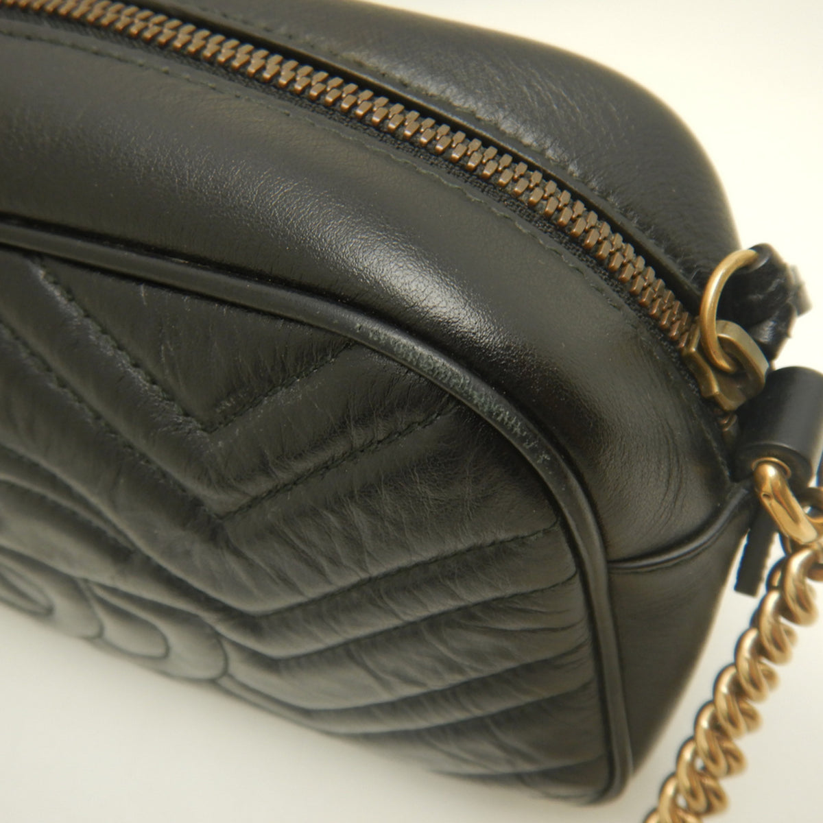 Gucci Black Leather Shoulder Bag (Pre-Owned)