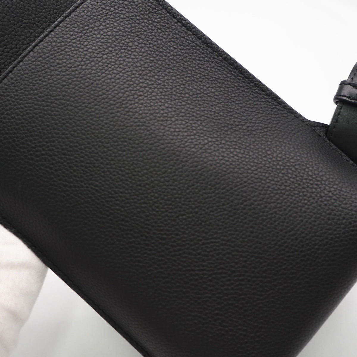Loewe Black Leather Sling Bag (Pre-Owned)
