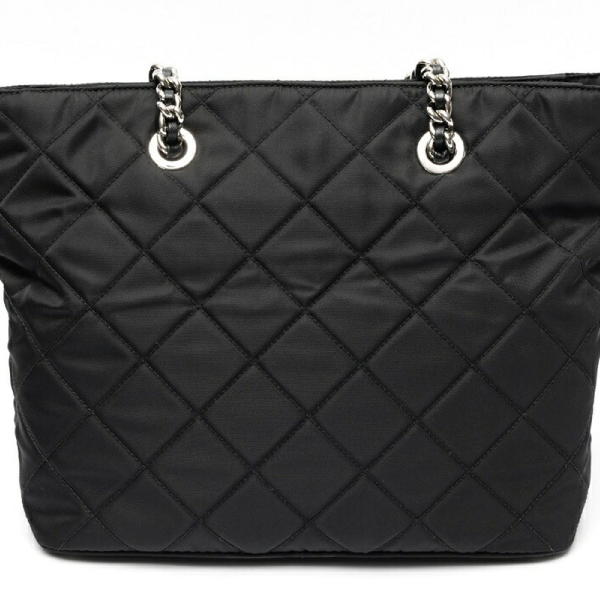 Prada Black Nylon Tote Bag (Pre-Owned)