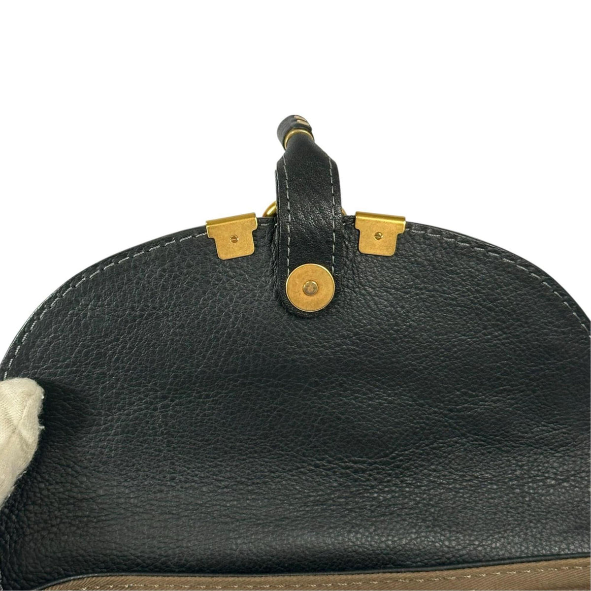 Chloé Black Leather Shoulder Bag (Pre-Owned)