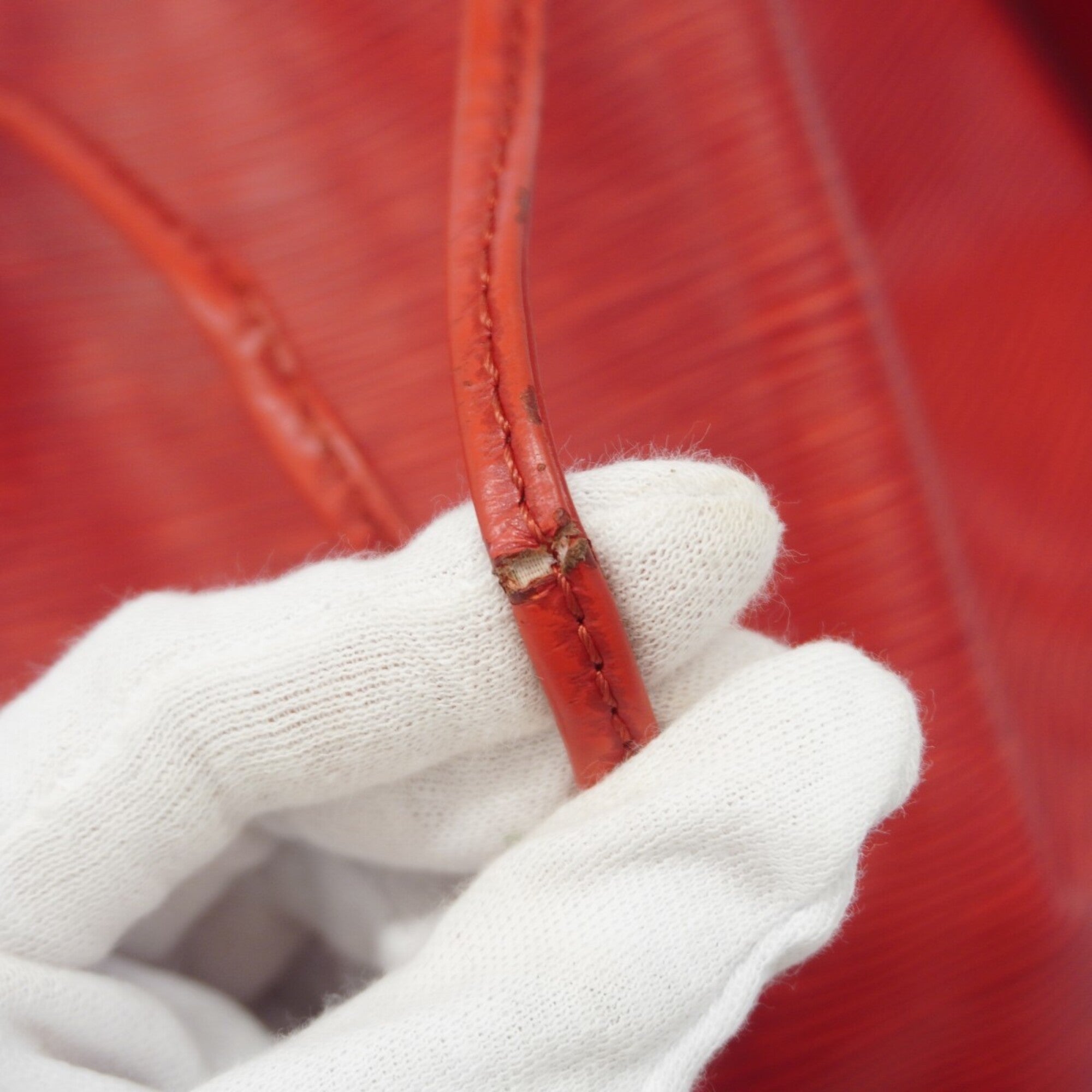 Louis Vuitton Castilian Red Shoulder Bag (Pre-Owned)