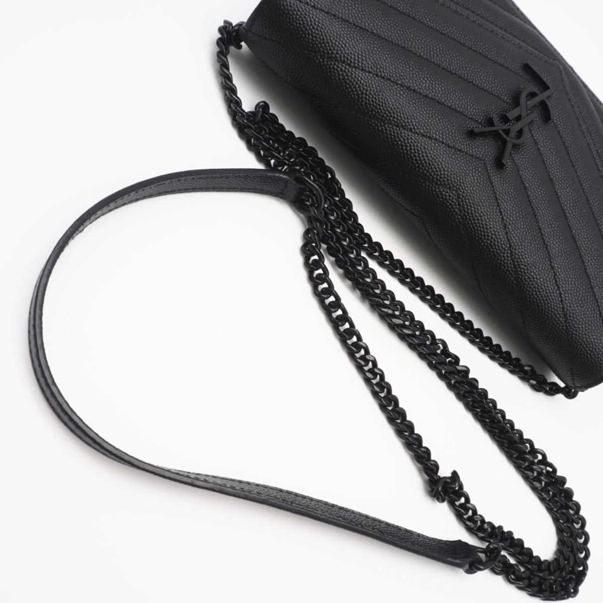 Yves Saint Laurent Black Leather Shoulder Bag (Pre-Owned)