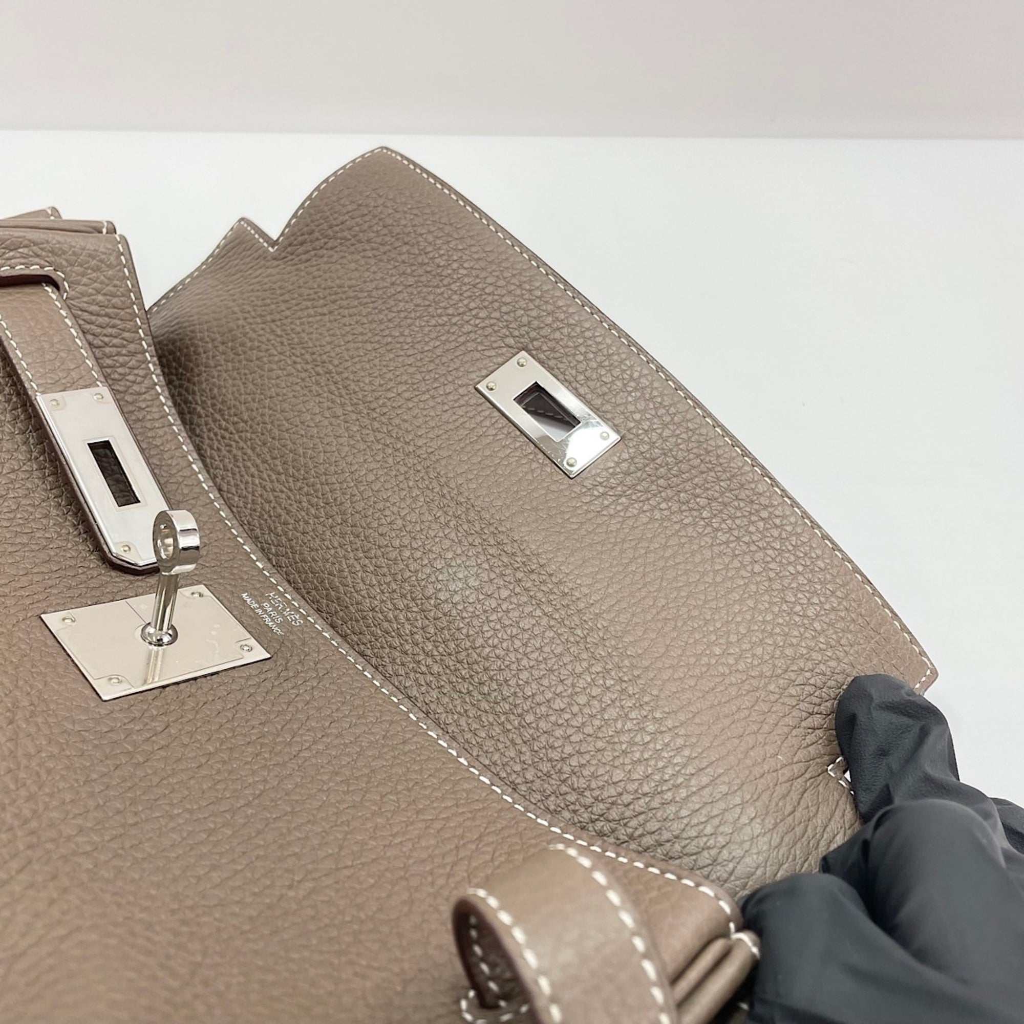 Hermes Kelly Brown Handbag (Pre-Owned)