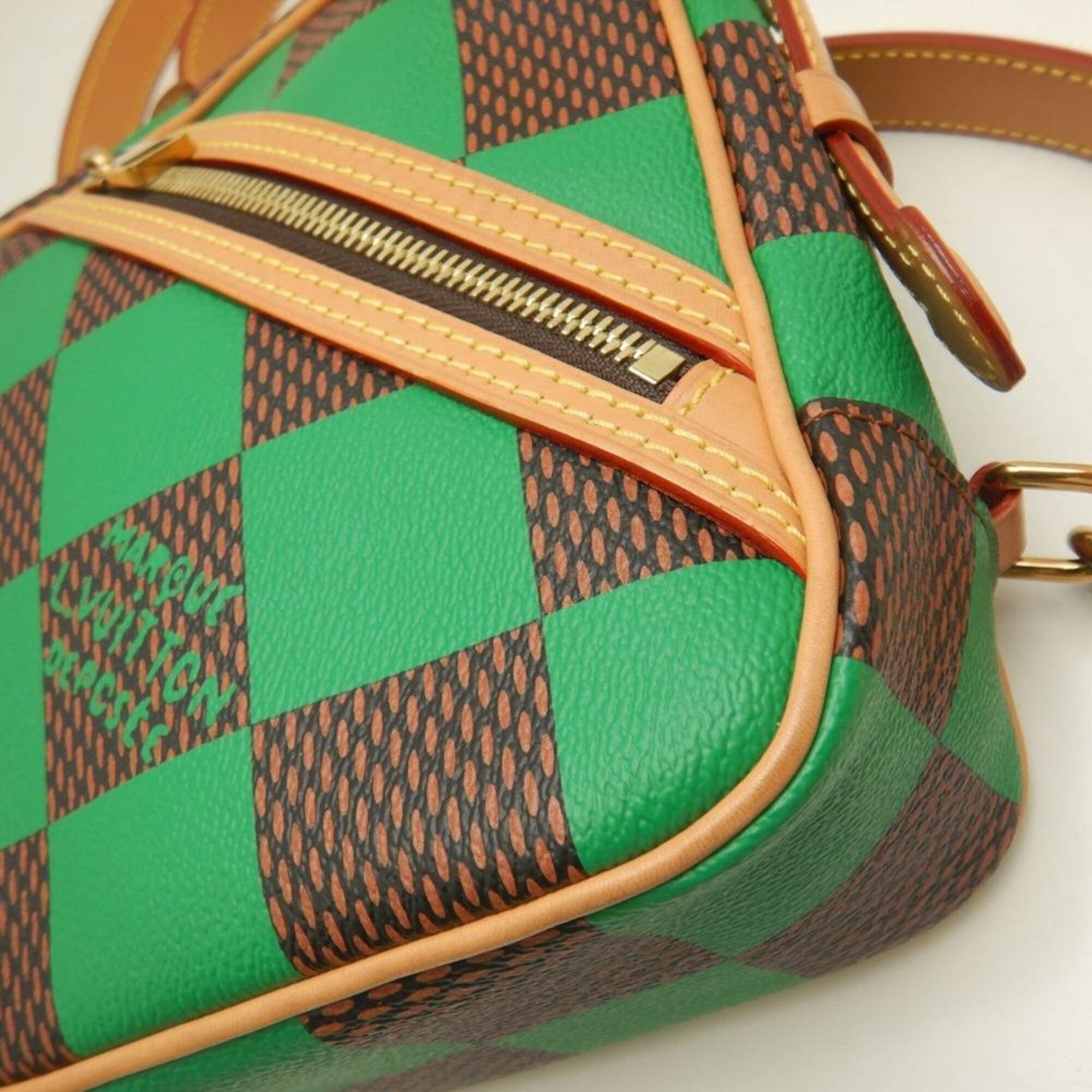 Louis Vuitton Vert Coated Canvas Shoulder Bag (Pre-Owned)