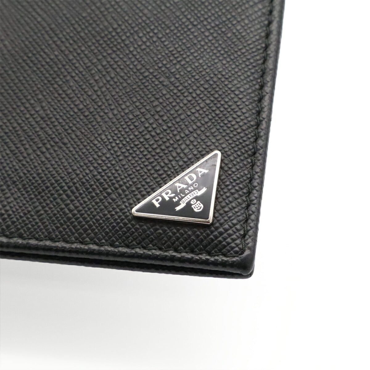 Prada Black Nero Leather Wallet (Bi-Fold) (Pre-Owned)