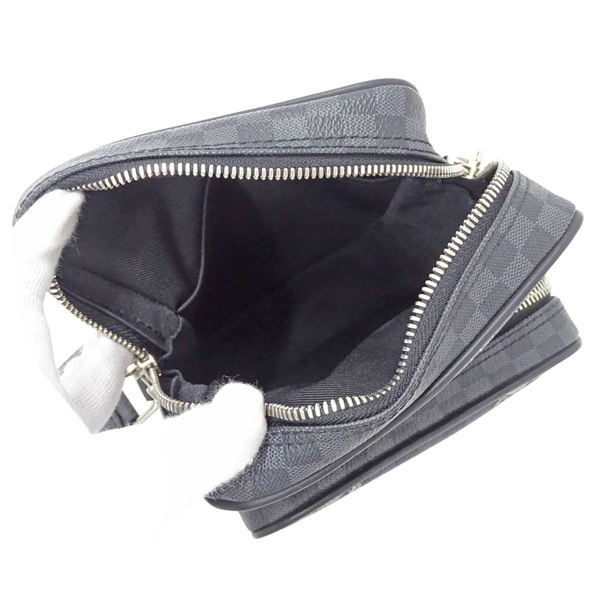 Louis Vuitton Black Damier Graphite Damier Graphite Canvas Handbag Shoulder Bag (Pre-Owned)