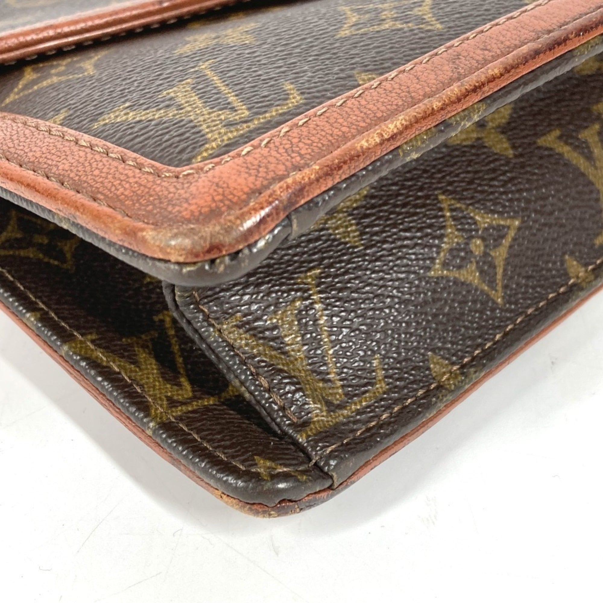 Louis Vuitton Brown Monogram Canvas Clutch Bag Pochette Pouch (Pre-Owned)
