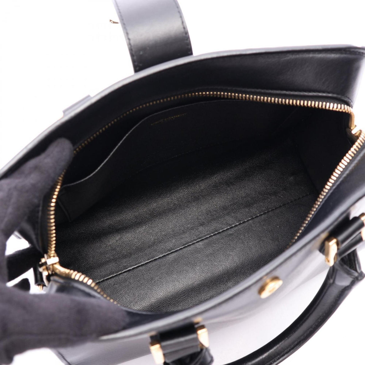 Yves Saint Laurent Black Leather Handbag (Pre-Owned)