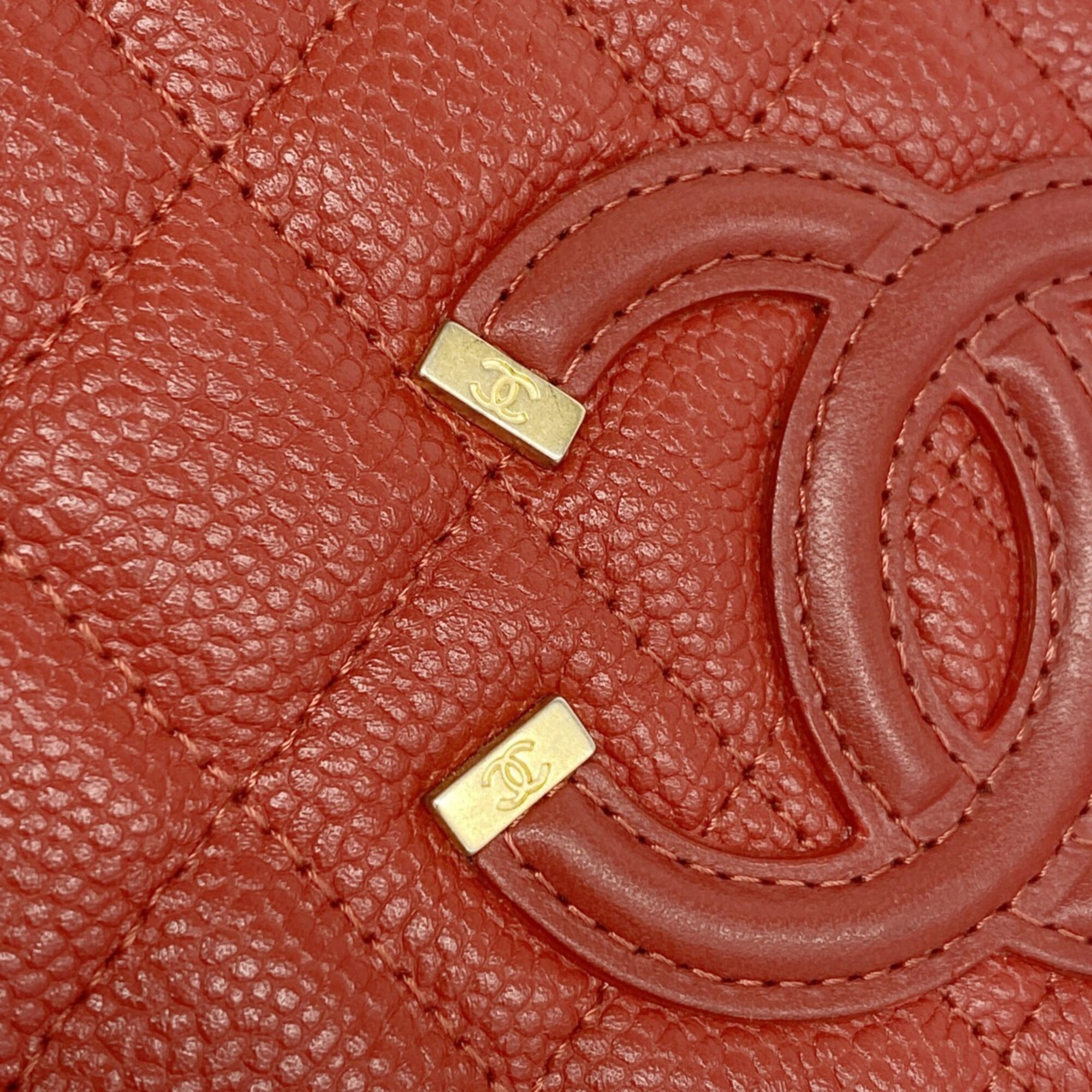 Chanel Red Color Grained Calfskin Long Wallet (Bi-Fold) (Pre-Owned)