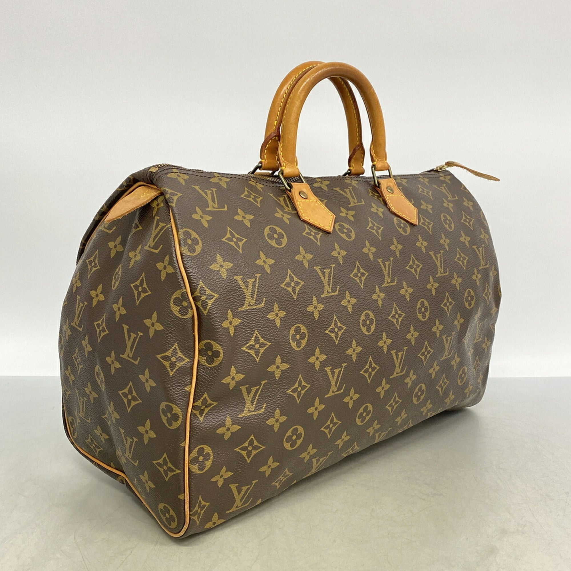 Louis Vuitton Brown Handbag (Pre-Owned)