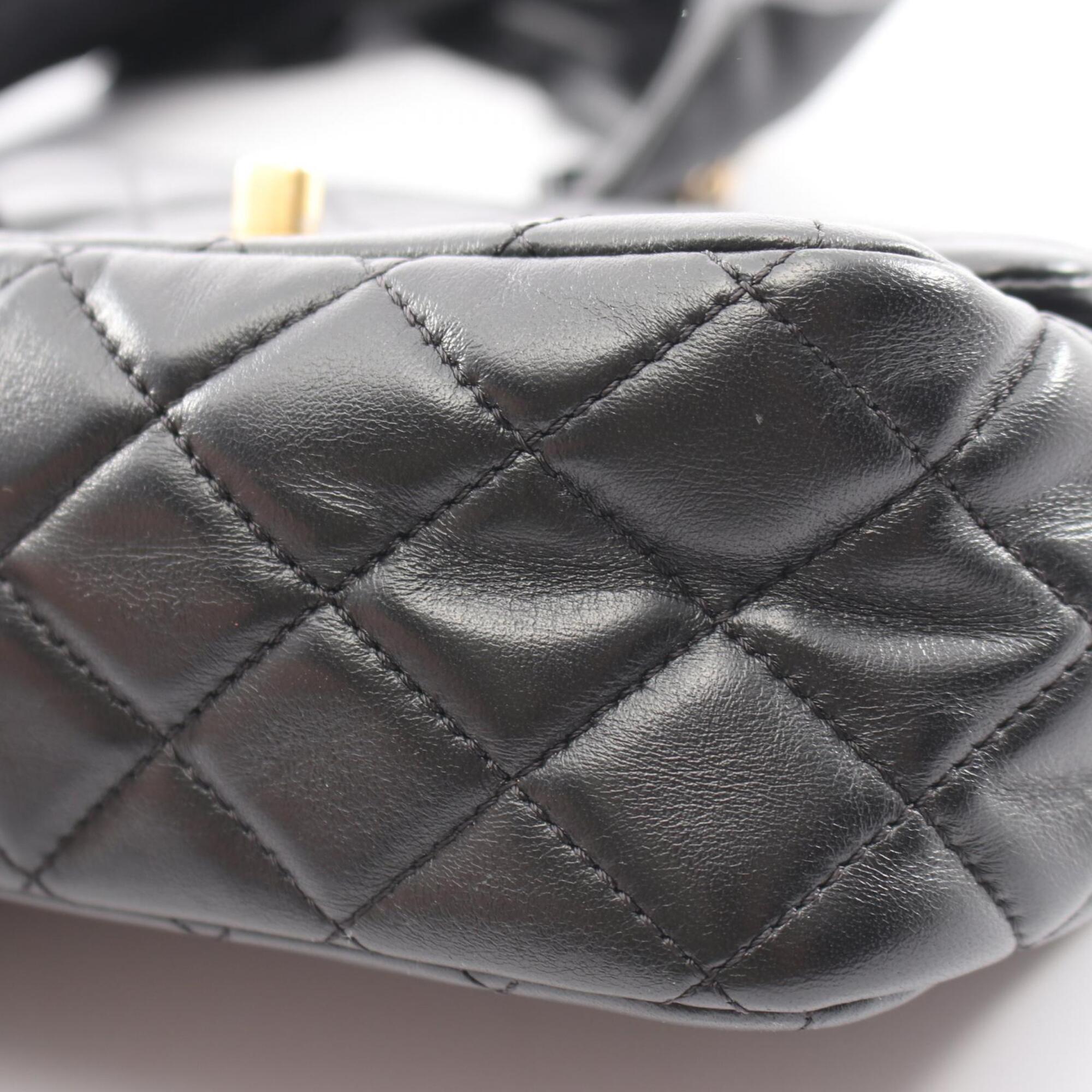 Chanel Black Leather Handbag Shoulder Bag (Pre-Owned)