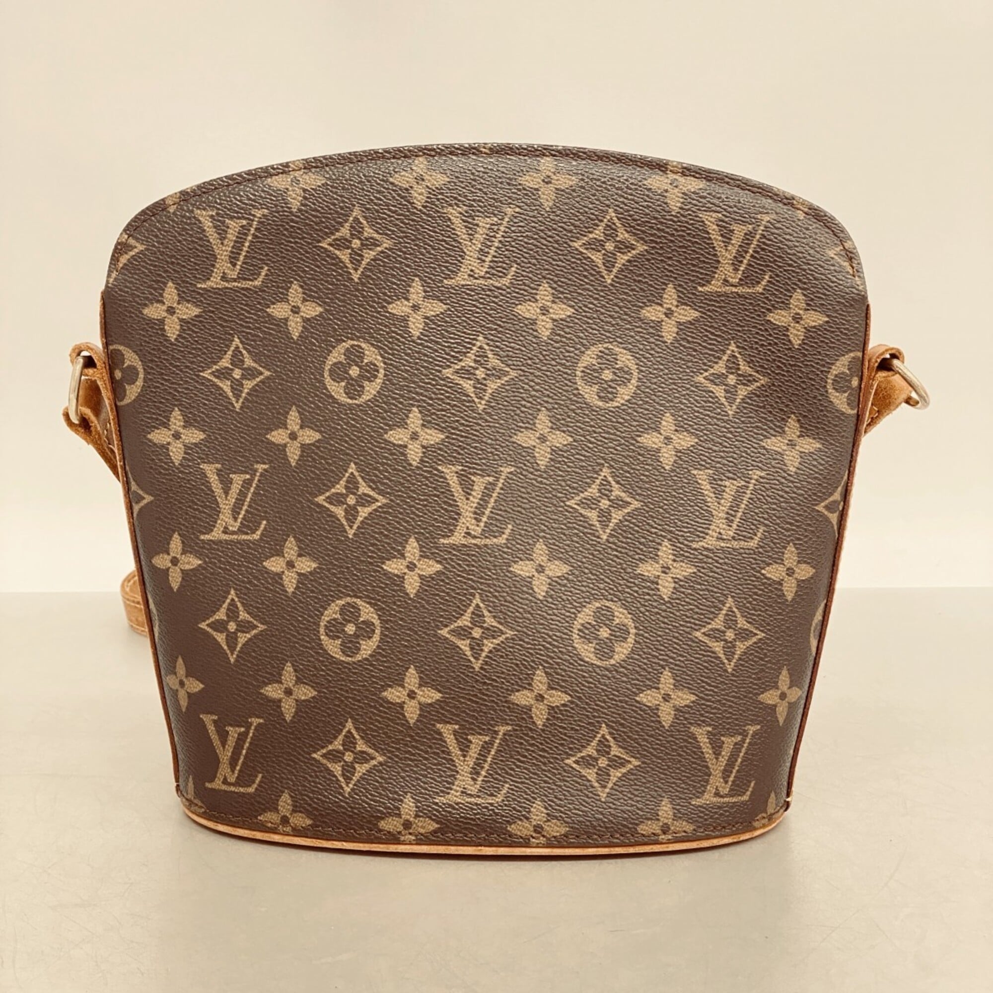 Louis Vuitton Brown Shoulder Bag (Pre-Owned)