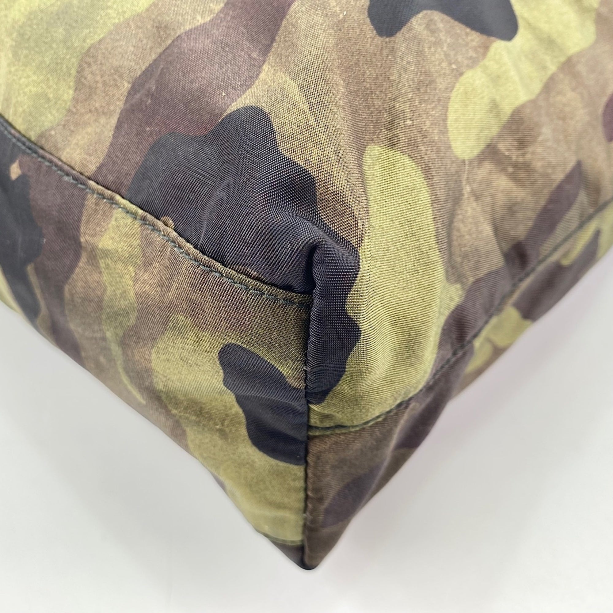 Prada Green Tote Bag (Pre-Owned)