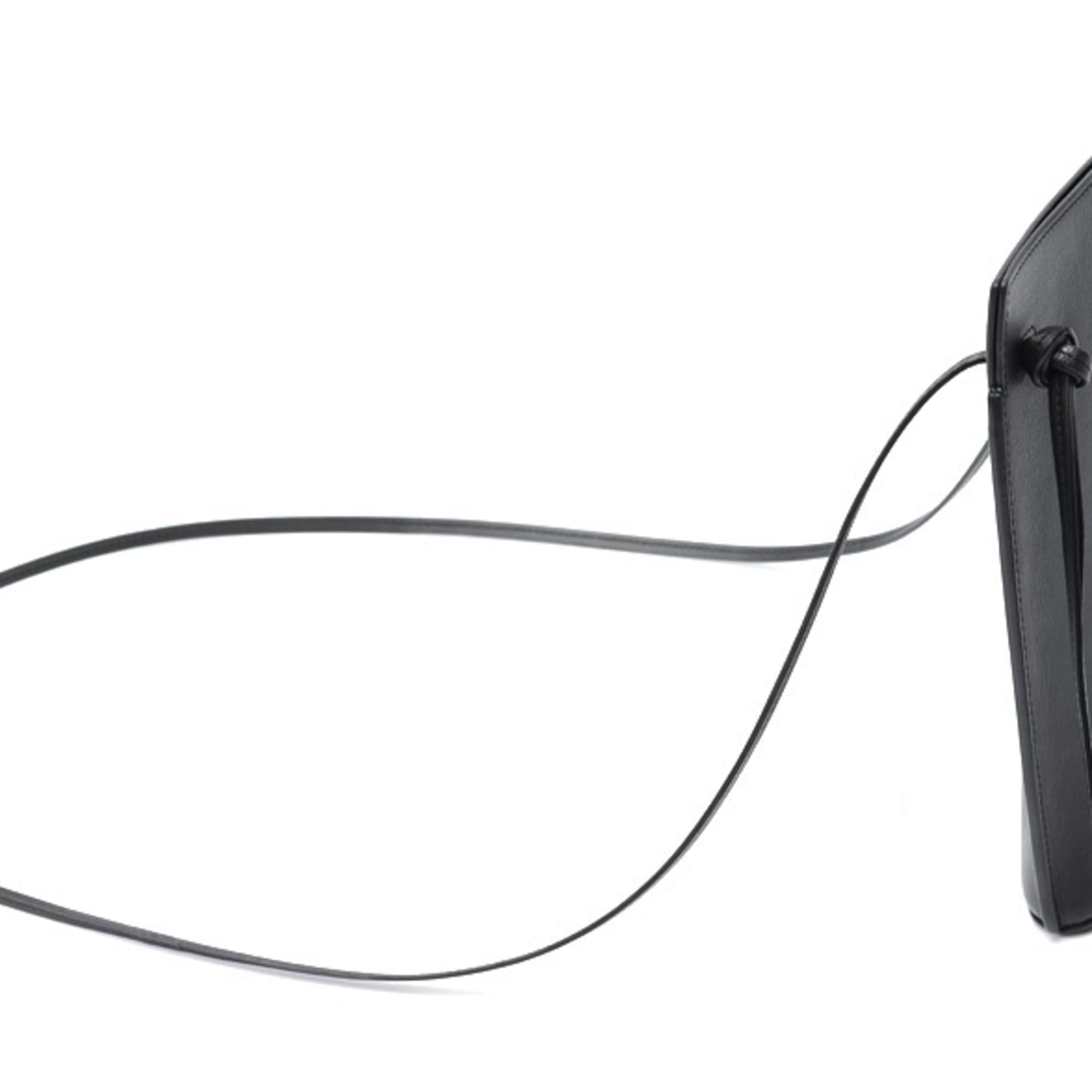 Loewe Black Leather Pouch Shoulder Bag (Pre-Owned)