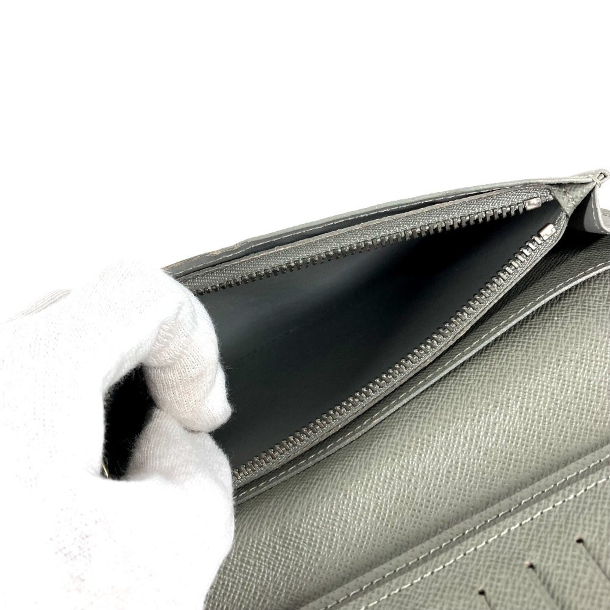 Louis Vuitton Monogram Gray Canvas Leather Long Wallet (Bi-Fold) (Pre-Owned)