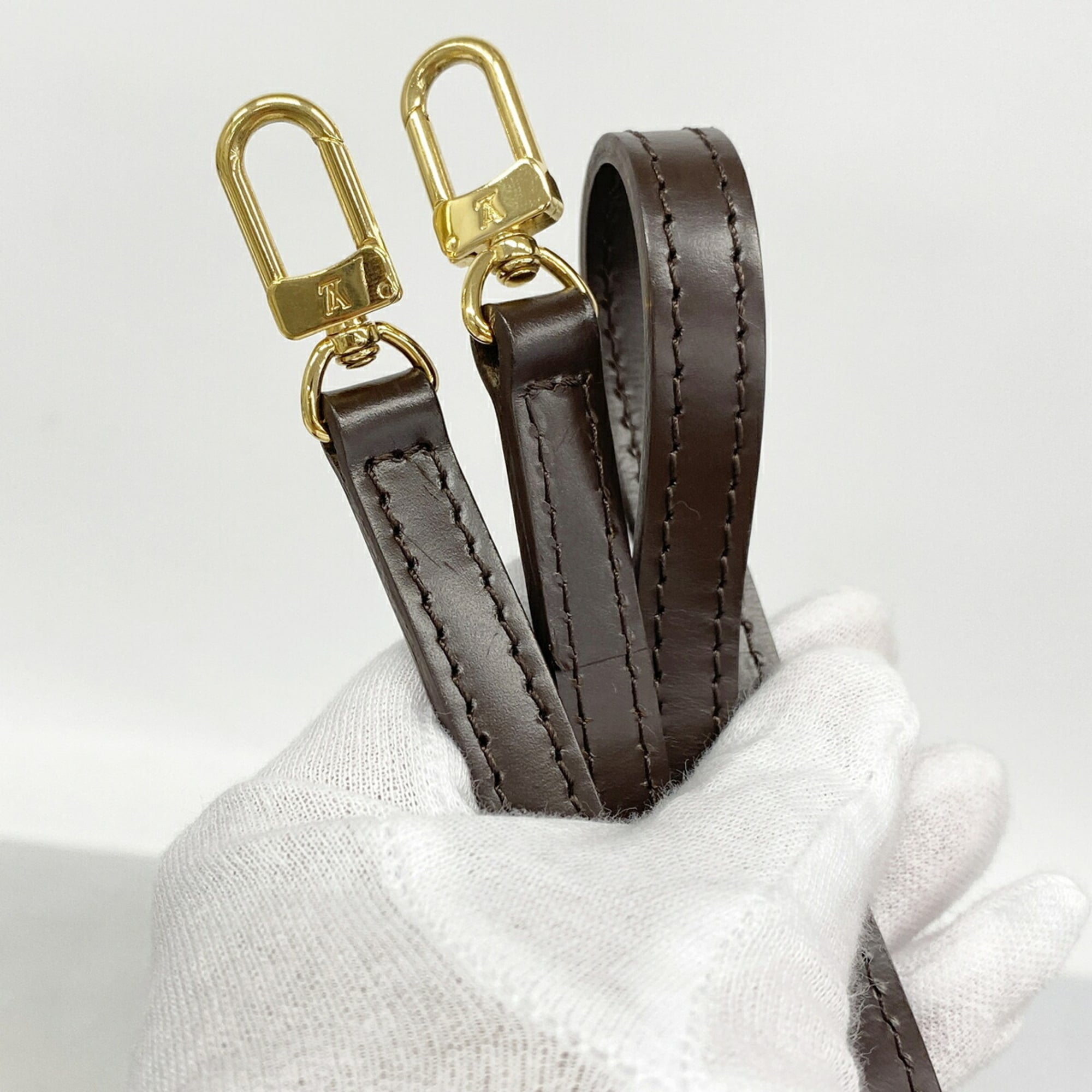 Louis Vuitton Ebene Handbag (Pre-Owned)