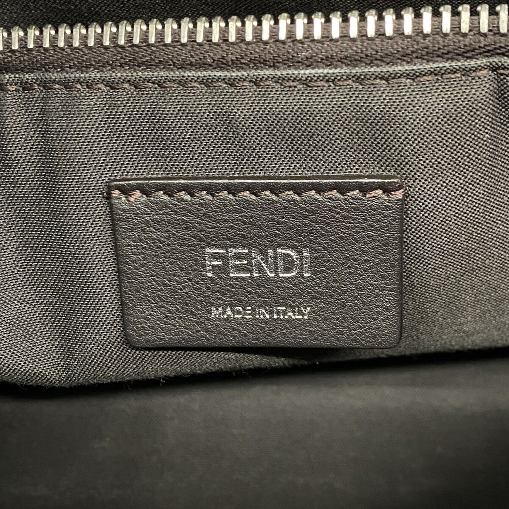 Fendi Brown Navy Leather Handbag (Pre-Owned)