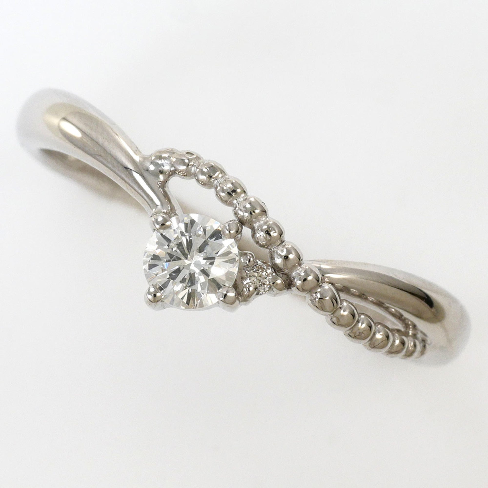 Unbranded White Gold White Gold (18K) Band Ring (Pre-Owned)