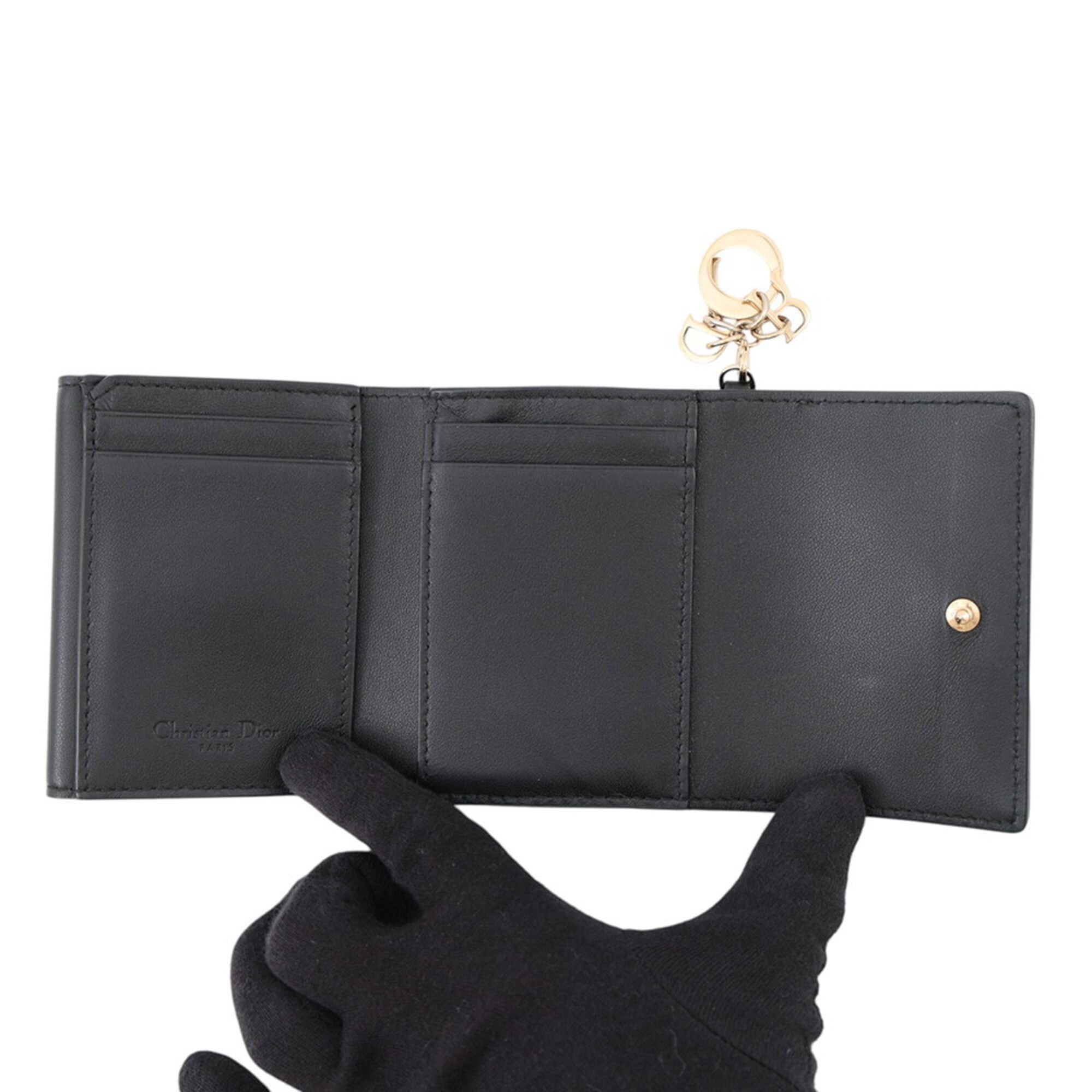 Christian Dior Black Leather Wallet (Tri-Fold) (Pre-Owned)