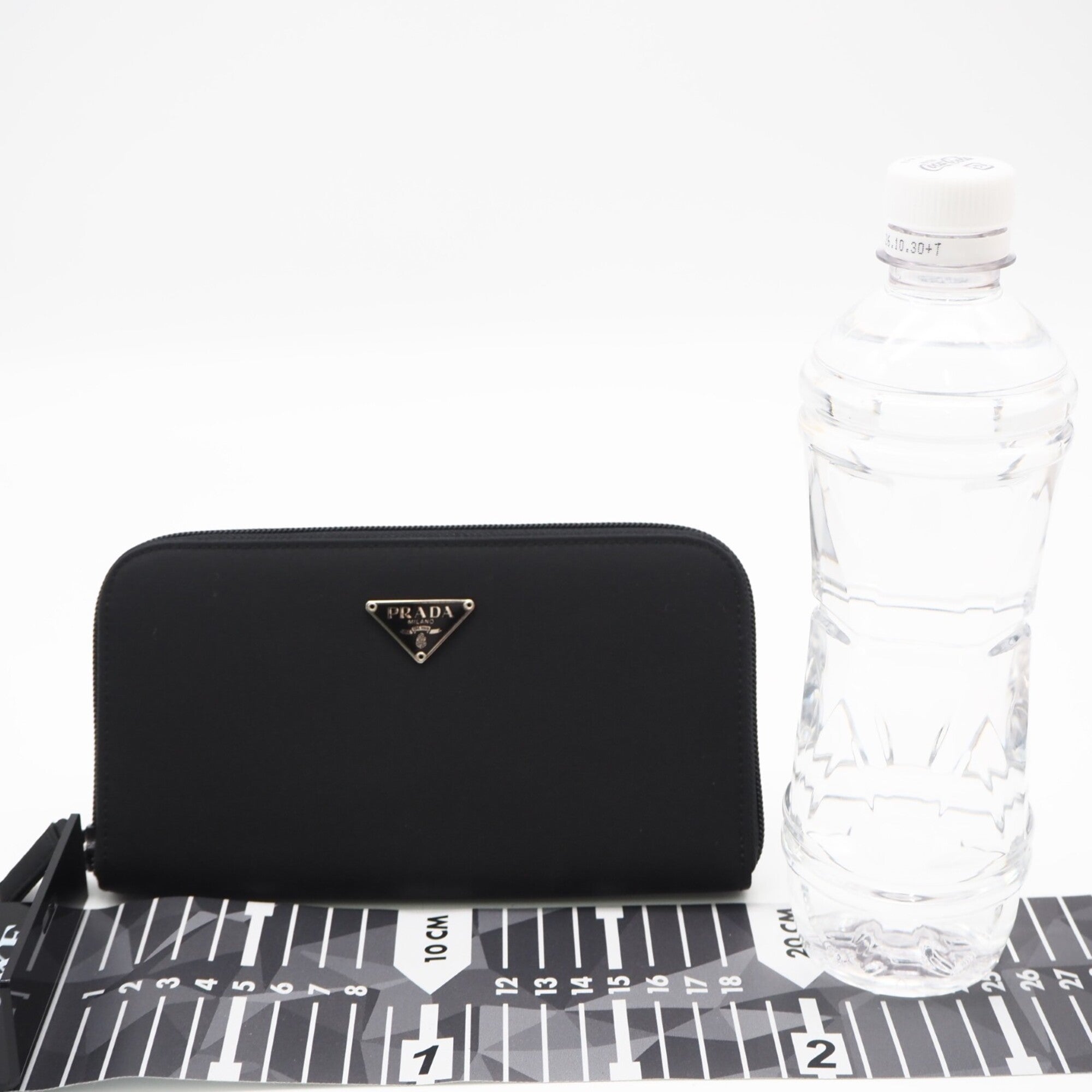 Prada Saffiano Black Nylon Saffiano Long Wallet (Bi-Fold) (Pre-Owned)