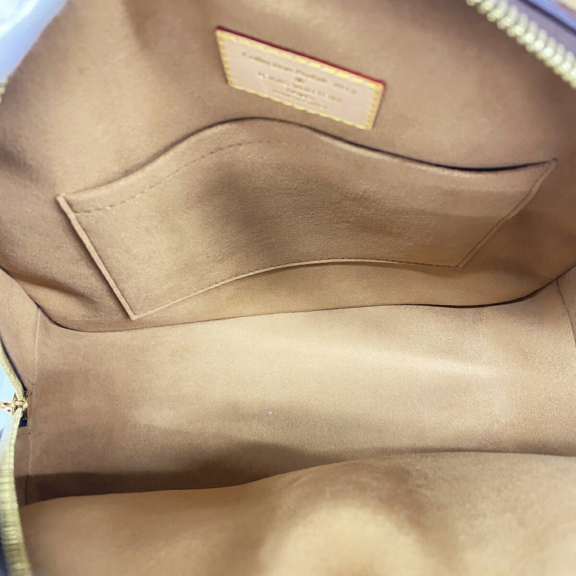 Louis Vuitton Beige Handbag (Pre-Owned)