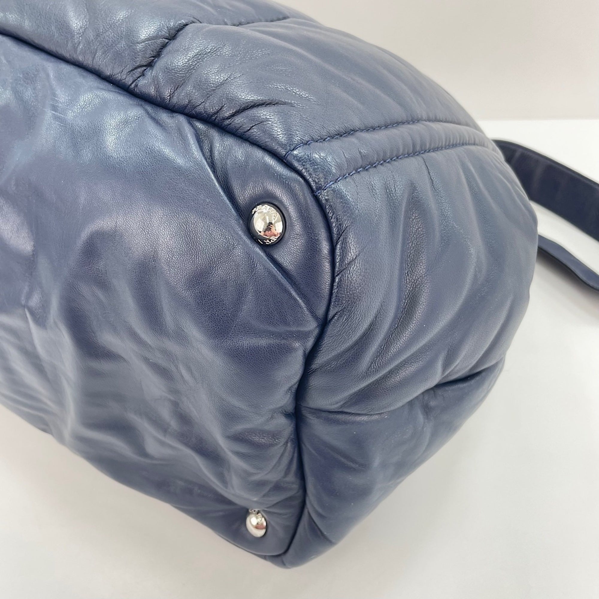 Prada Navy Tote Bag (Pre-Owned)