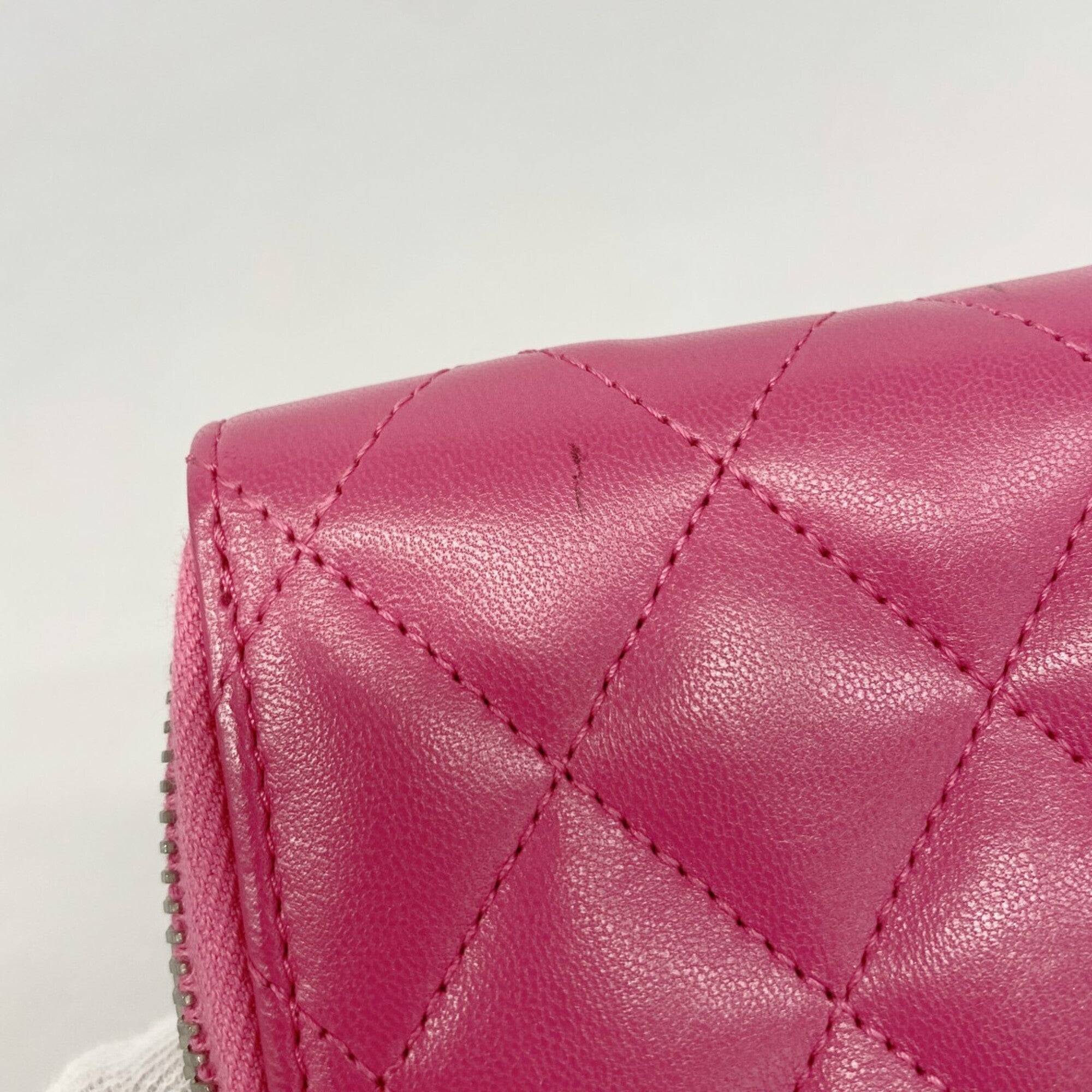 Chanel Pink Leather Coin Purse/Coin Case (Pre-Owned)