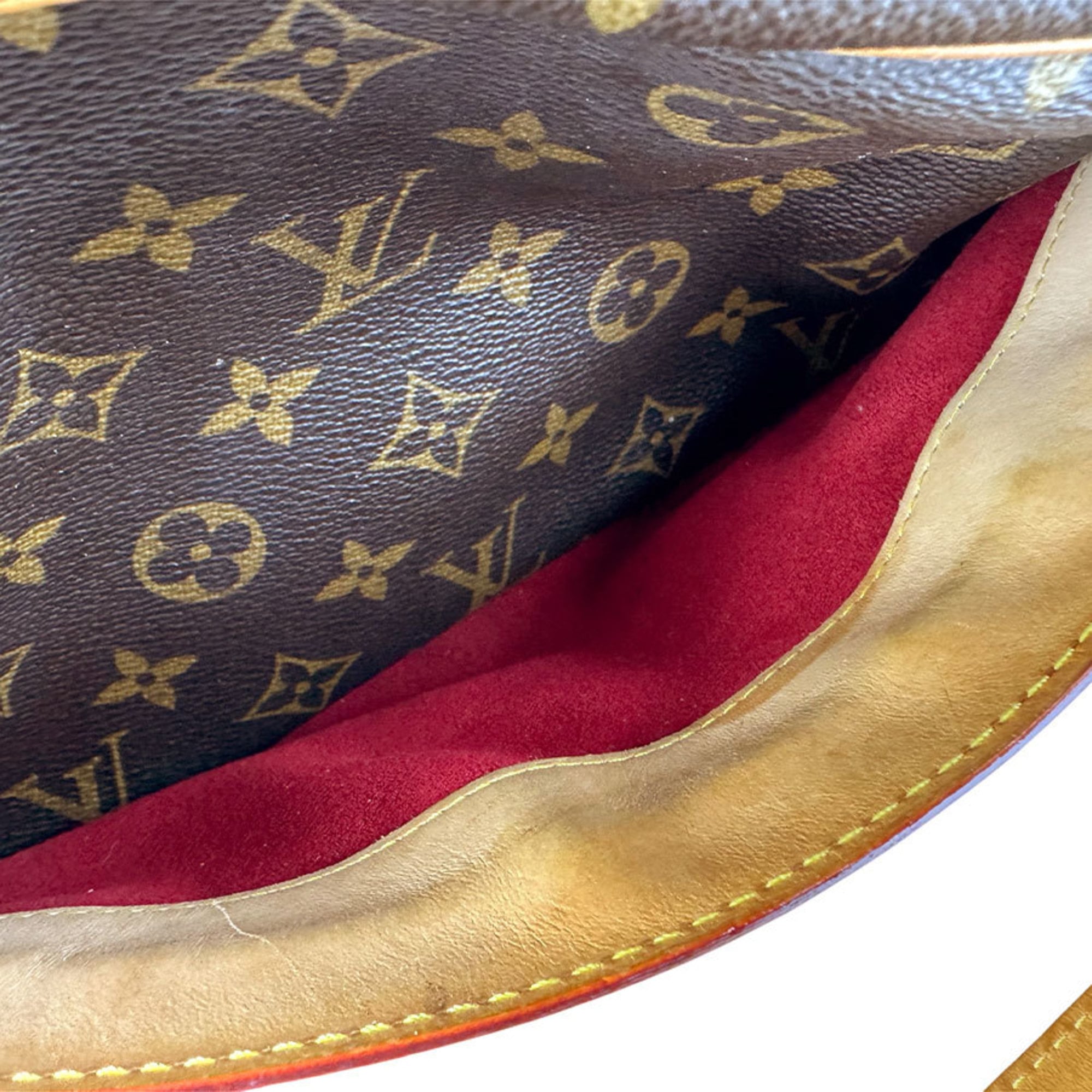 Louis Vuitton Brown Monogram Monogram Handbag (Pre-Owned)