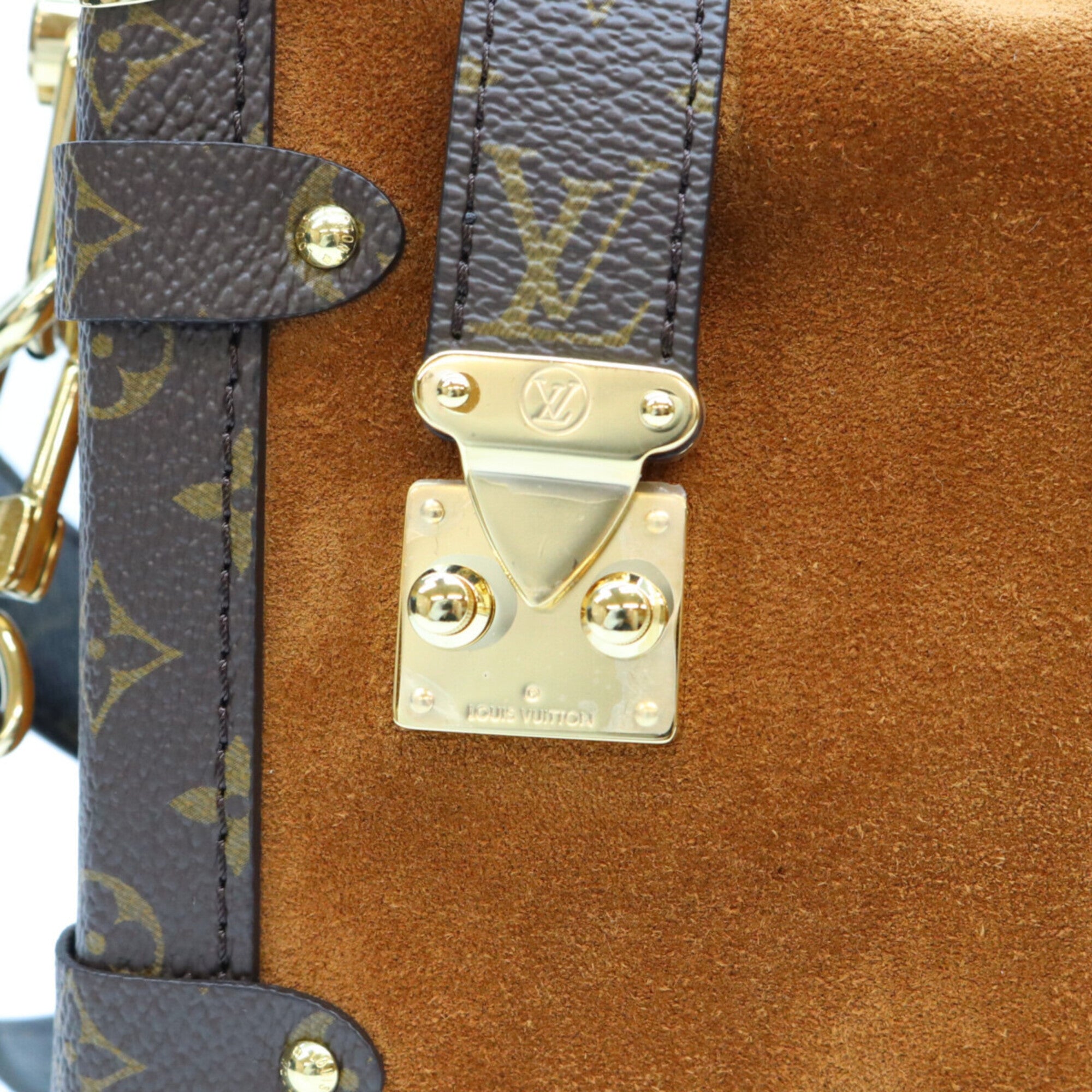 Louis Vuitton Brown Suede Shoulder Bag (Pre-Owned)